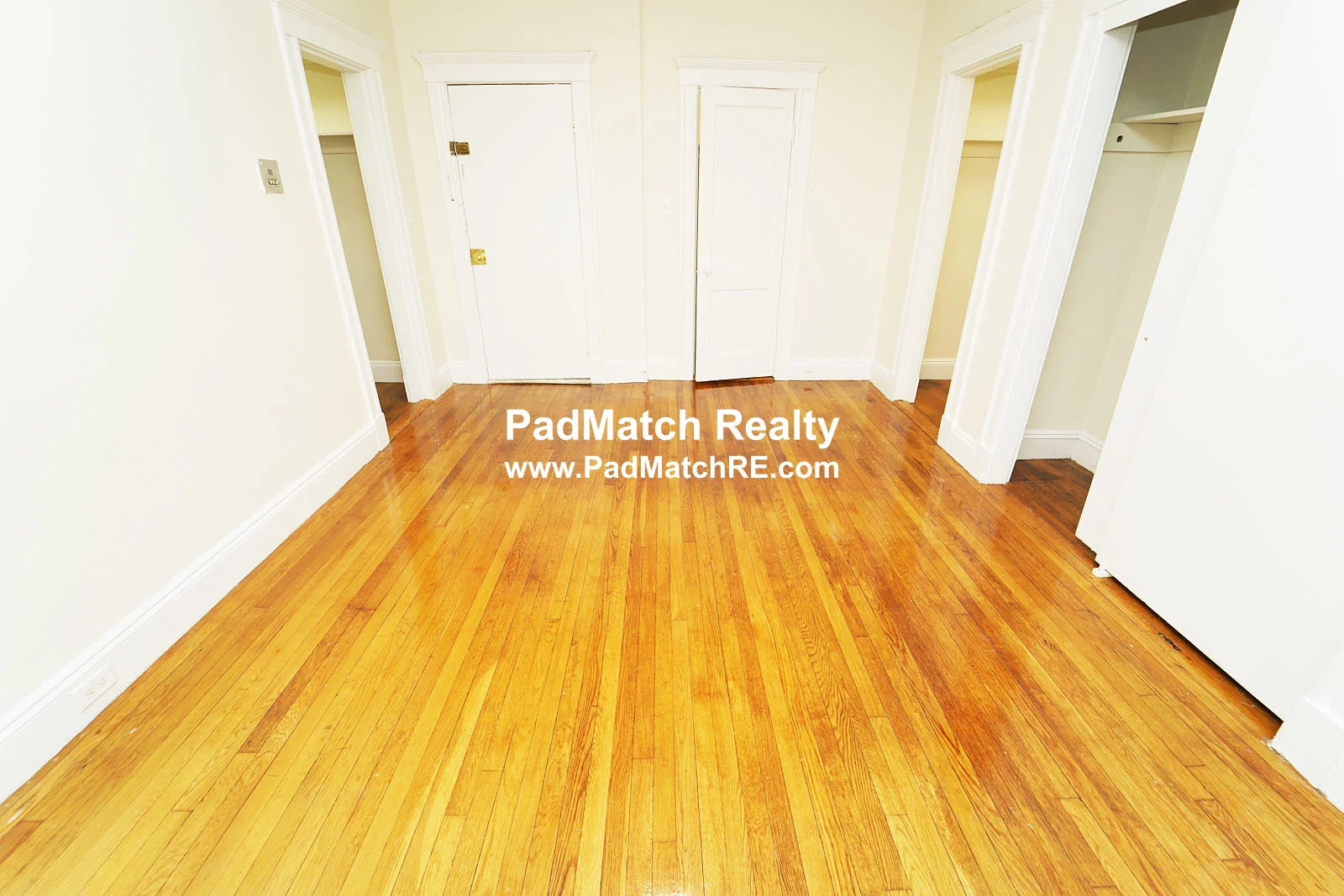 Studio bed, 1 bath apartment for rent at 1171 Boylston St Unit 40, Fenway — photo 2 of 14