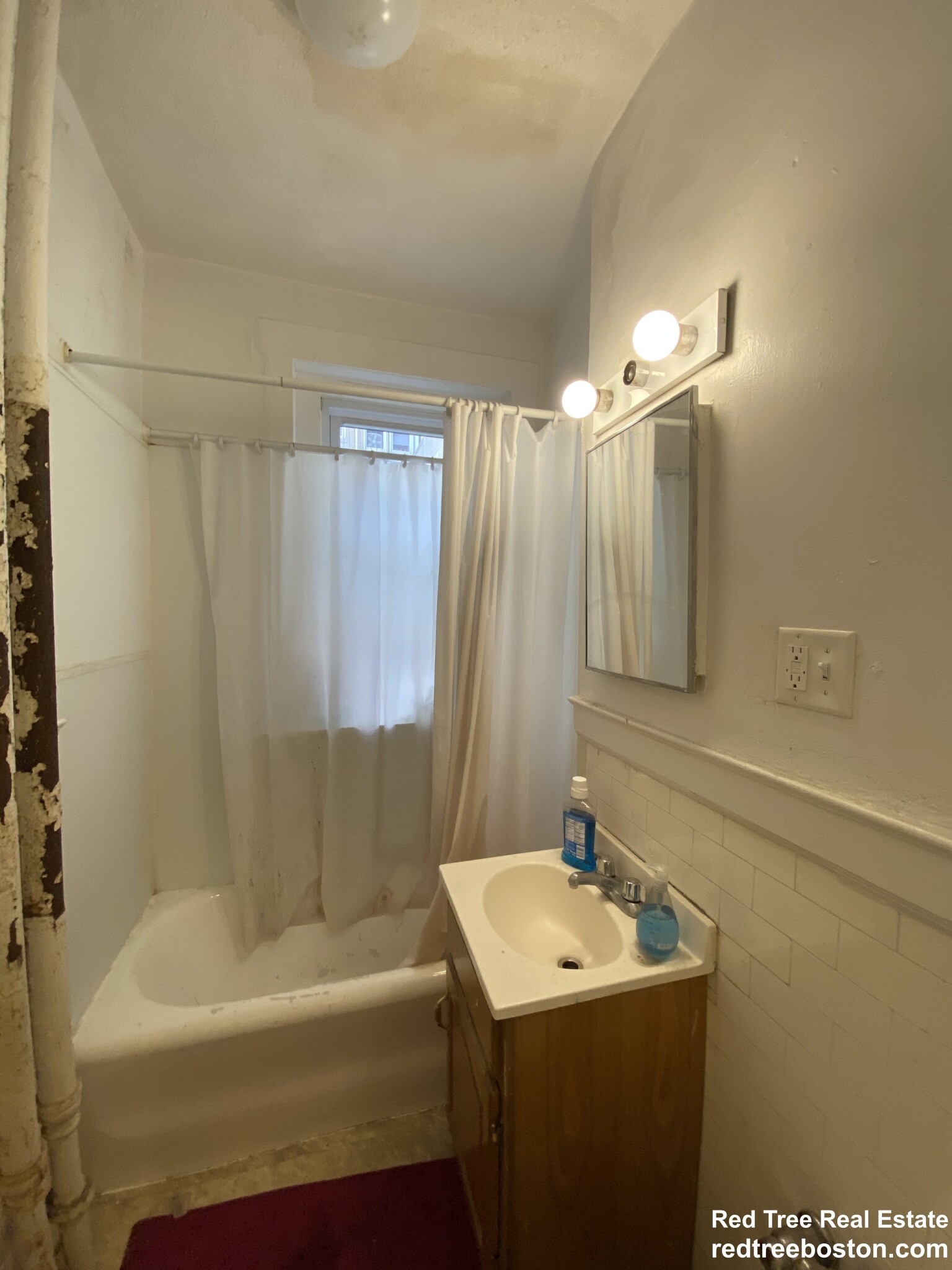 1 bed, 1 bath apartment for rent at 1171 Boylston St Unit 5, Fenway — photo 3 of 5