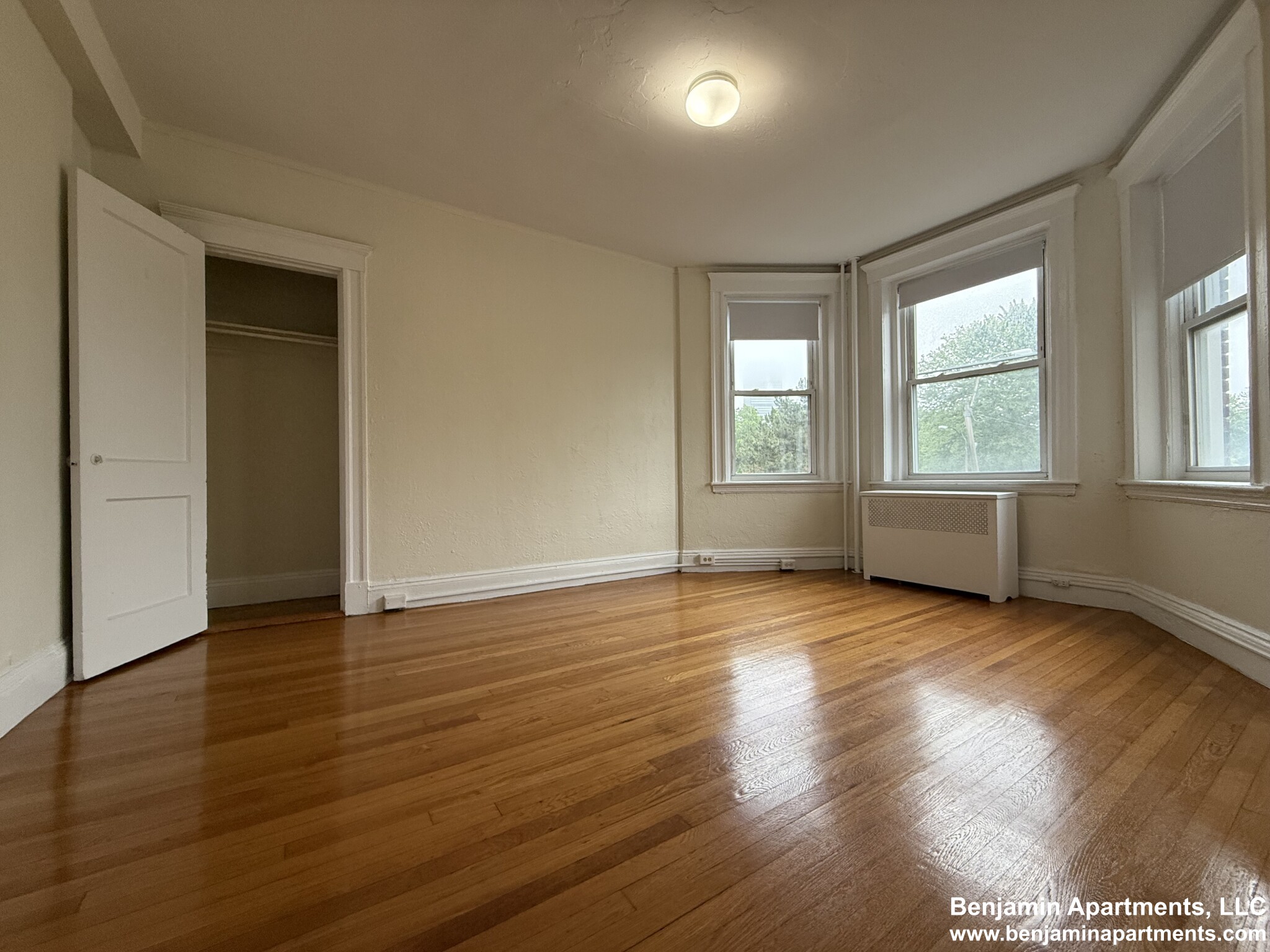 1 bed, 1 bath apartment for rent at 1171 Boylston St Unit 8F, Fenway — photo 1 of 11