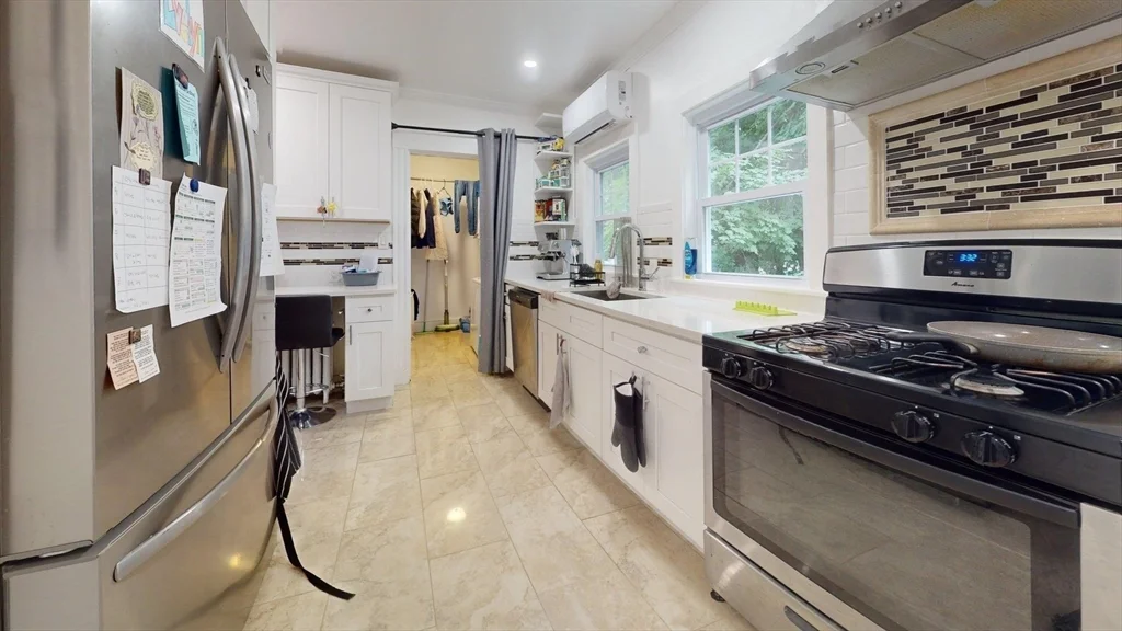 3 bed, 3 bath apartment for rent at 1173 Boylston Unit 0, Waban — photo 1 of 13