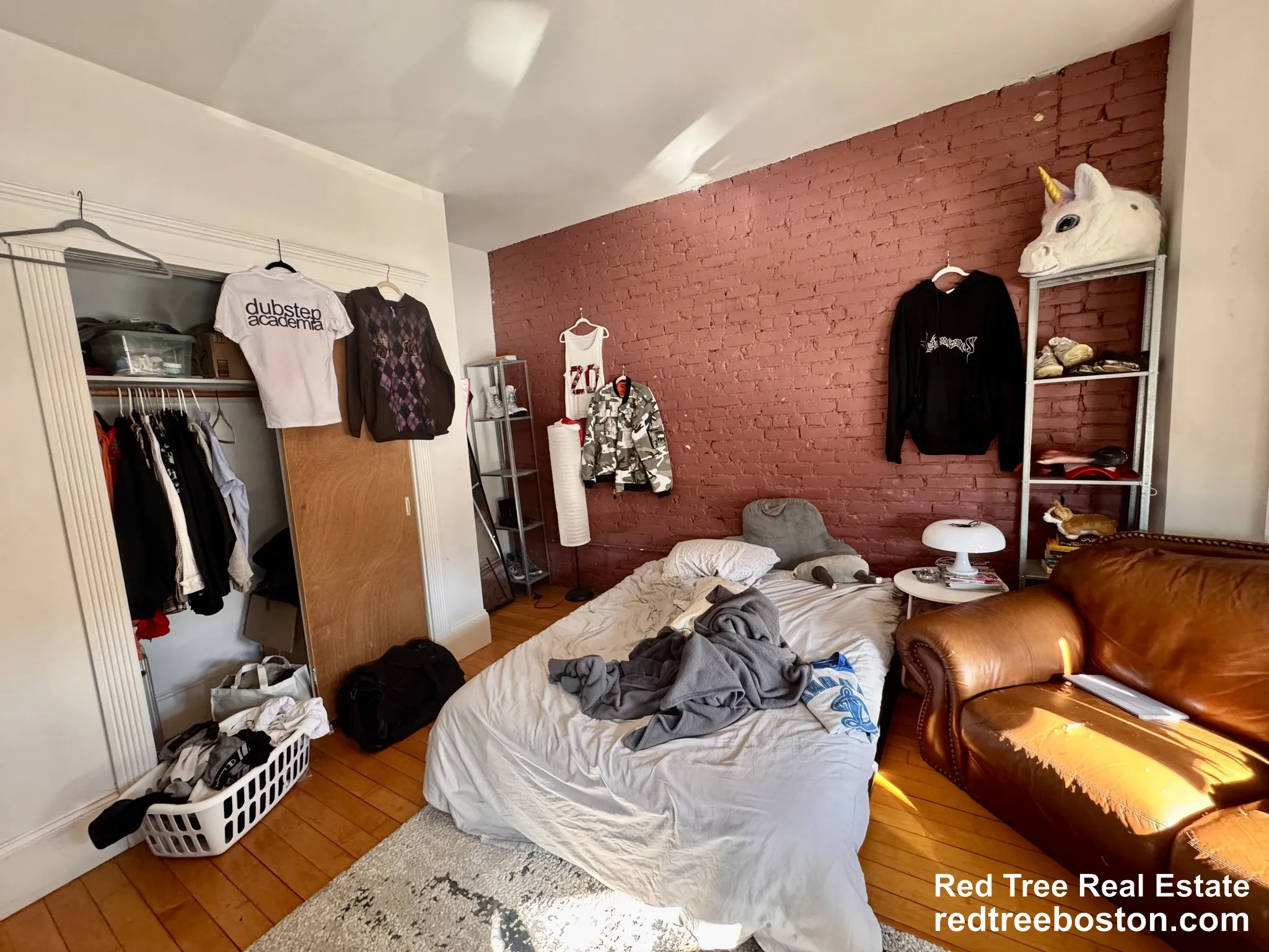 4 bed, 1 bath apartment for rent at 1173 Commonwealth Ave Unit 2, Brighton — photo 13 of 16
