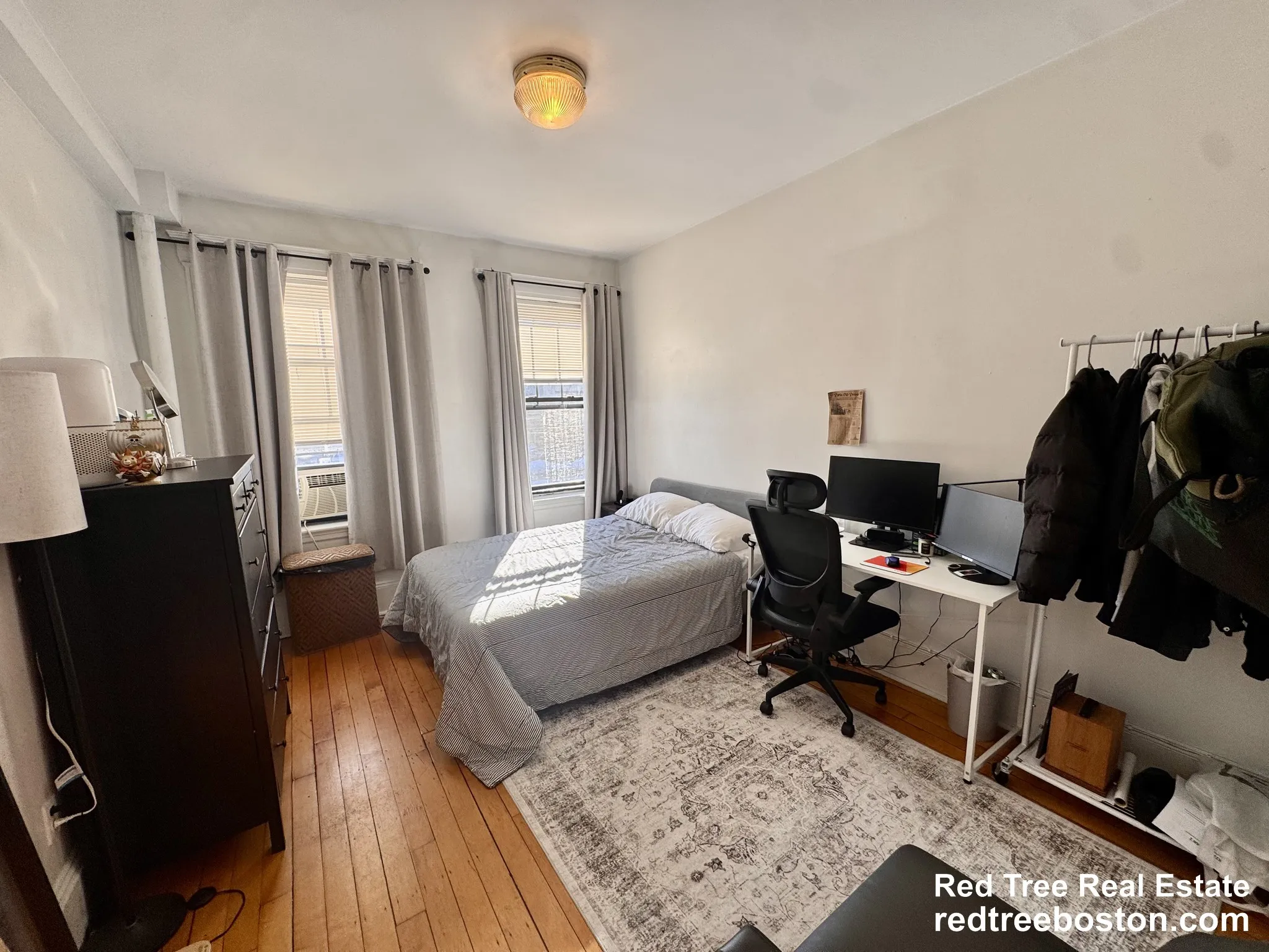 4 bed, 1 bath apartment for rent at 1173 Commonwealth Ave Unit 2, Brighton — photo 9 of 16