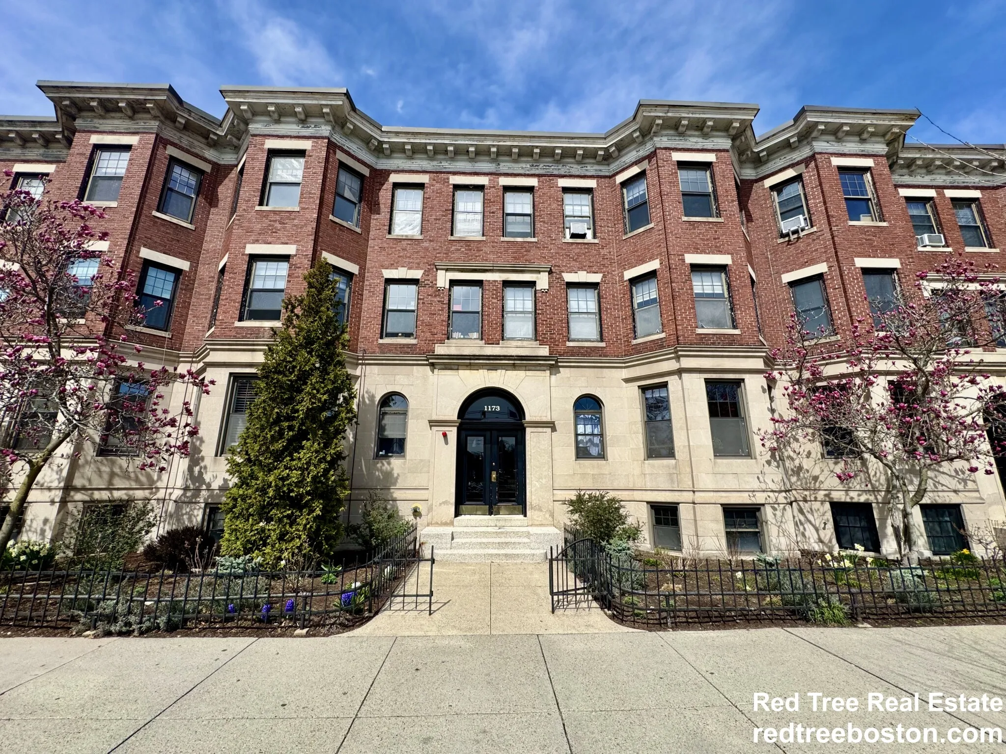 4 bed, 1 bath apartment for rent at 1173 Commonwealth Ave Unit 2, Brighton — photo 16 of 16