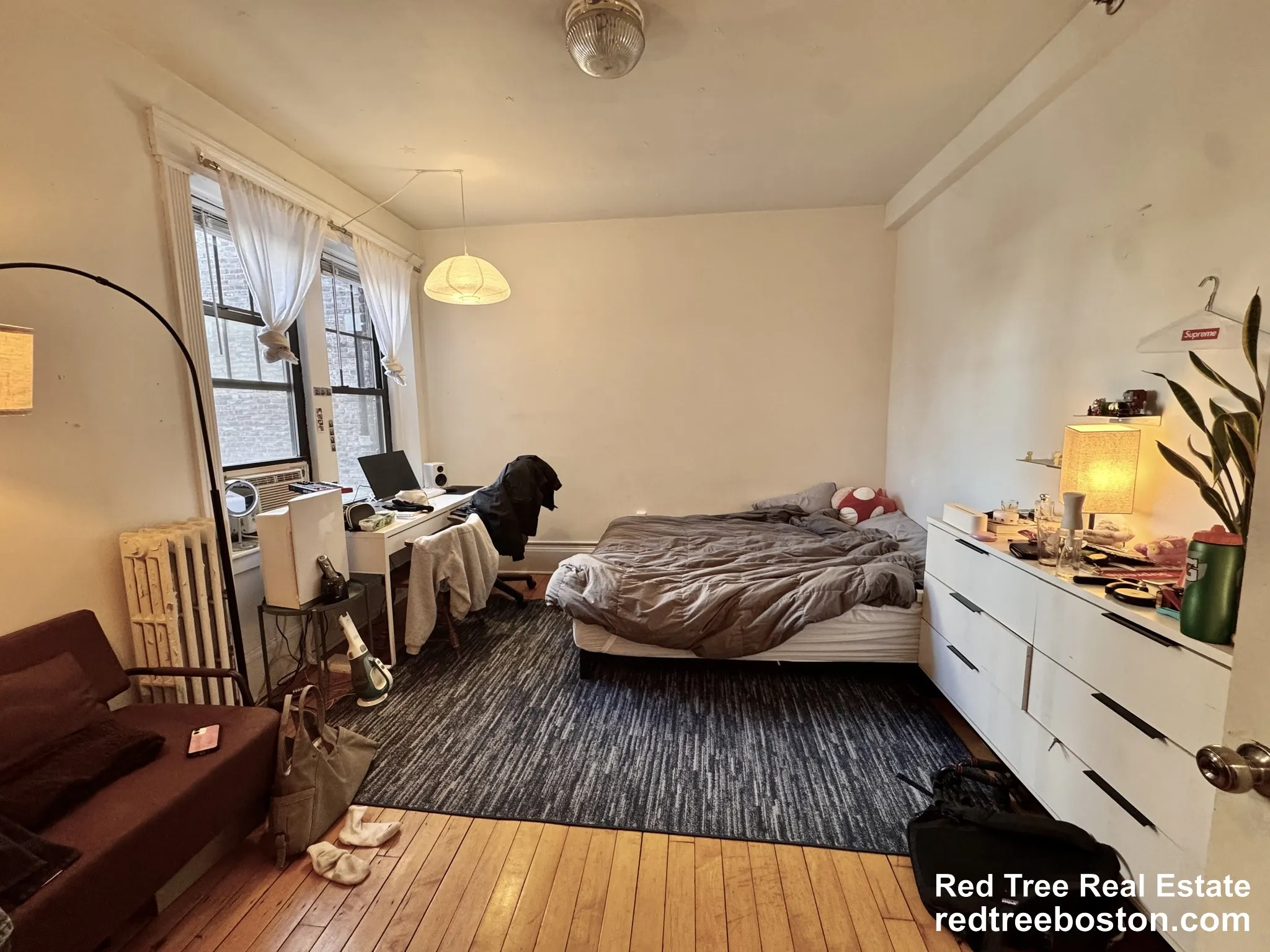 4 bed, 1 bath apartment for rent at 1173 Commonwealth Ave Unit 3, Brighton — photo 10 of 14
