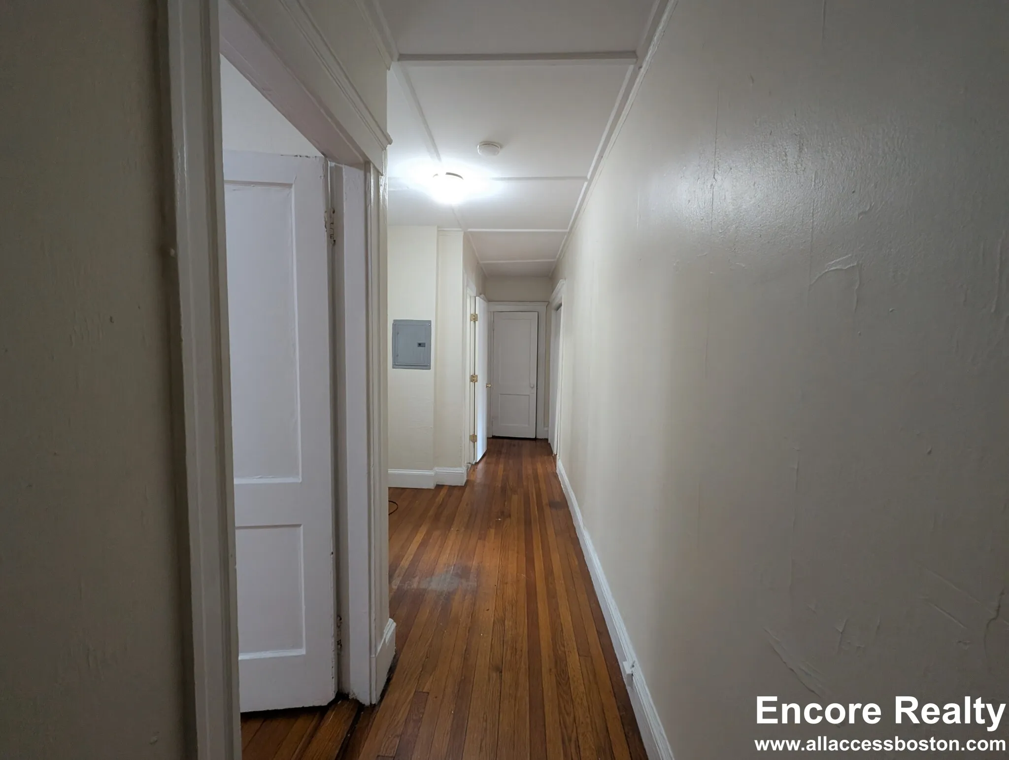 1 bed, 1 bath apartment for rent at 1175 Boylston St Unit 1175-18, Fenway — photo 2 of 19