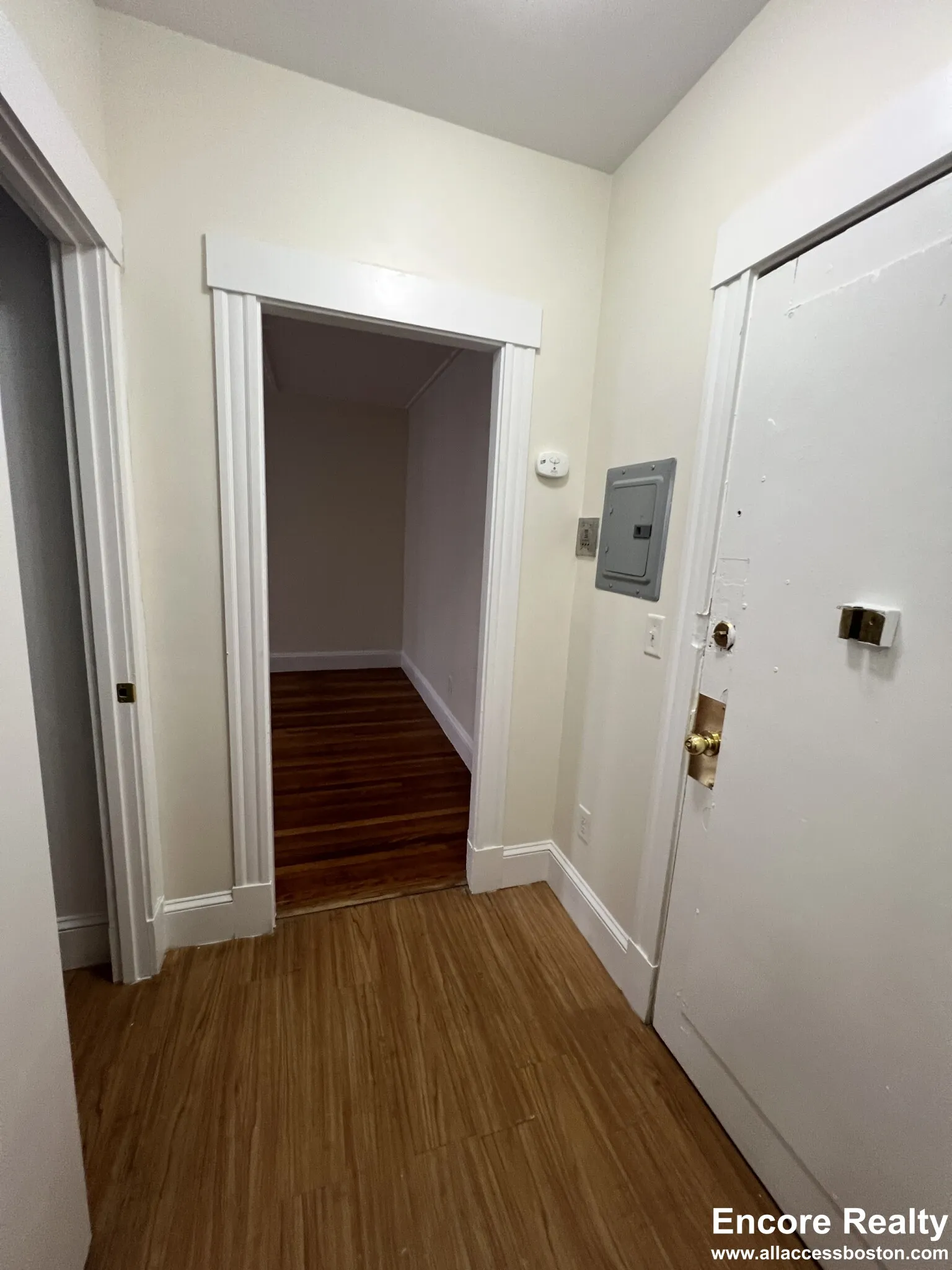 Studio bed, 1 bath apartment for rent at 1175 Boylston St Unit 1175-27, Fenway — photo 8 of 22