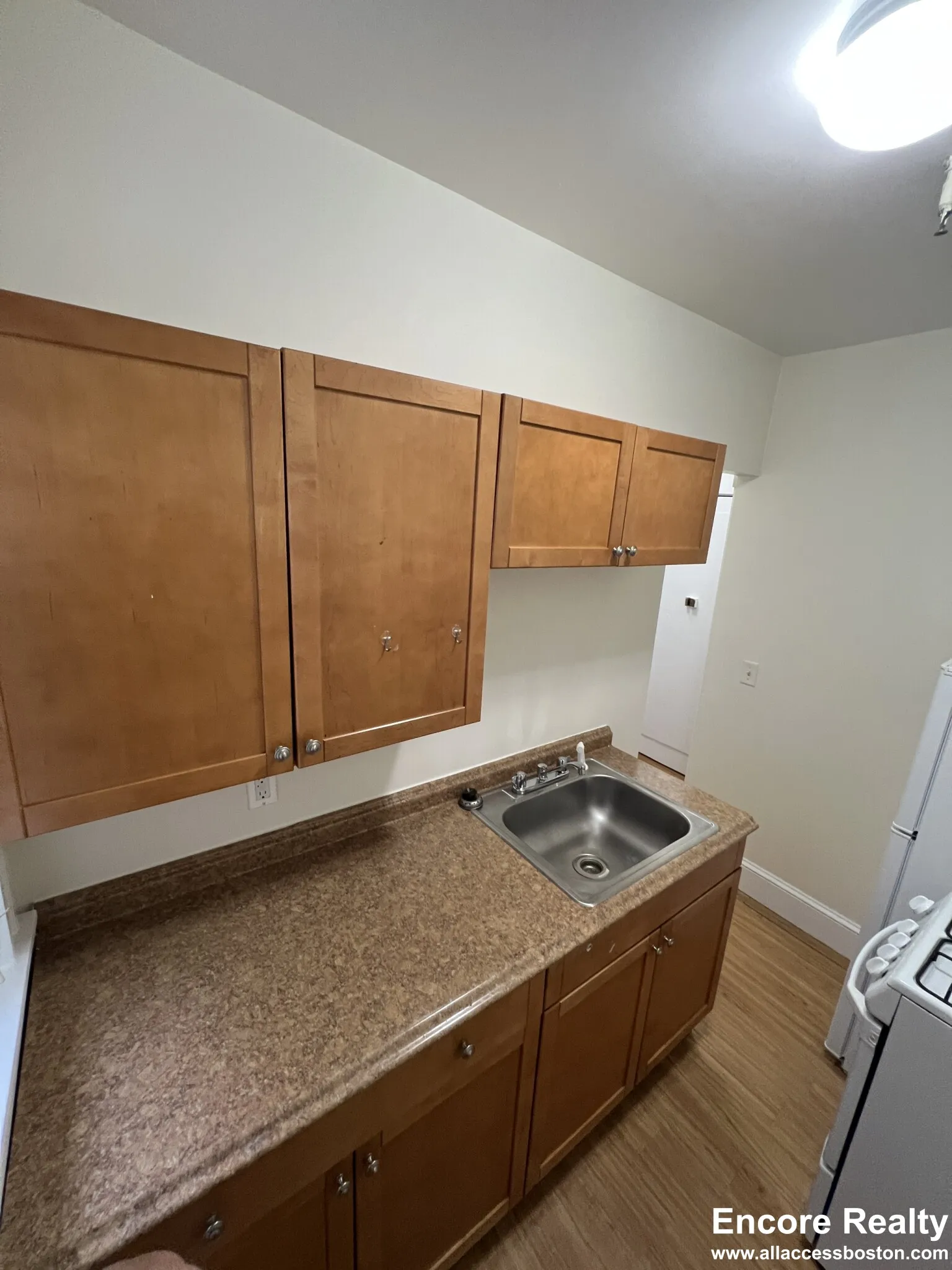 Studio bed, 1 bath apartment for rent at 1175 Boylston St Unit 1175-27, Fenway — photo 5 of 22
