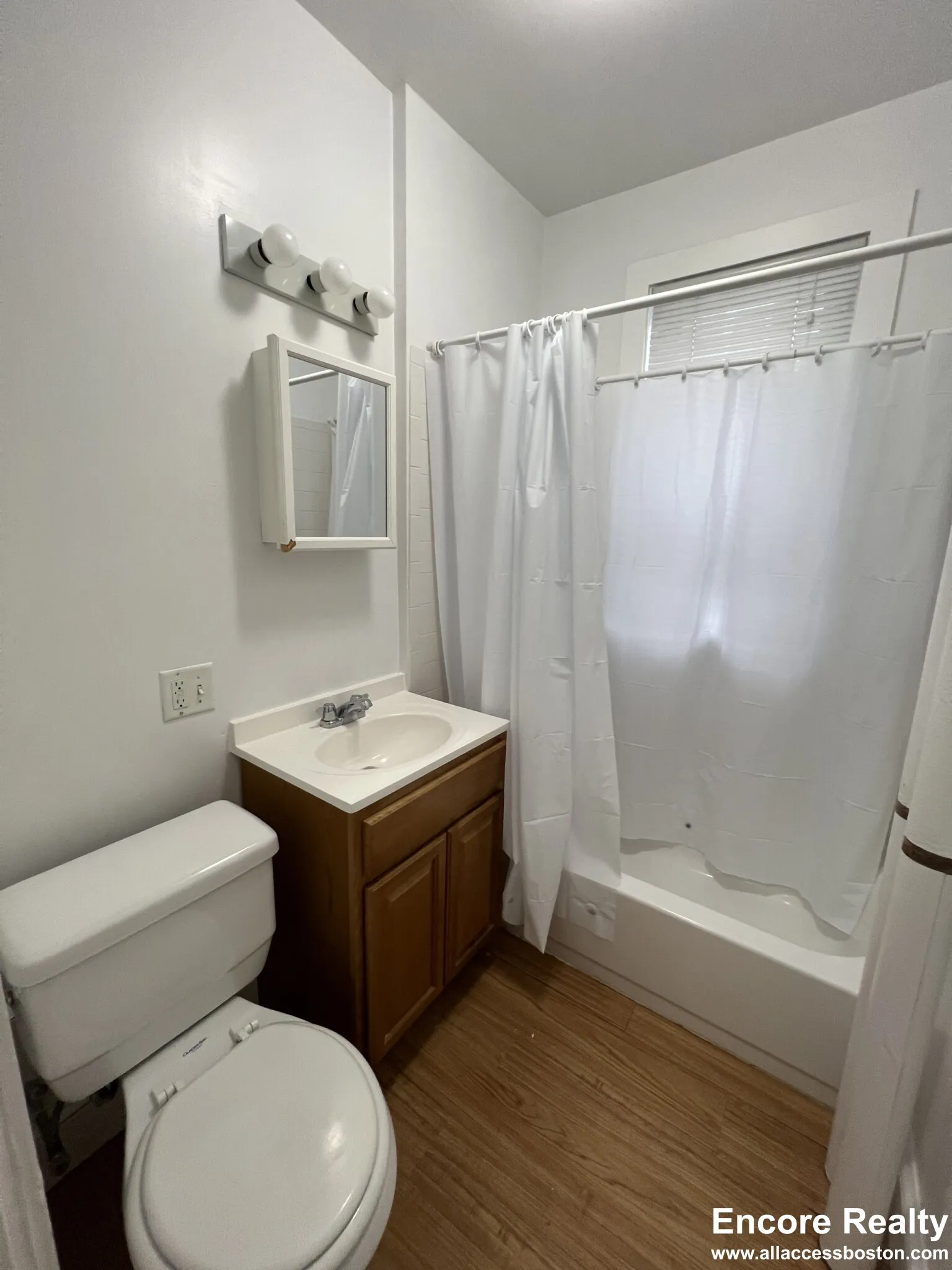 Studio bed, 1 bath apartment for rent at 1175 Boylston St Unit 1175-27, Fenway — photo 10 of 22
