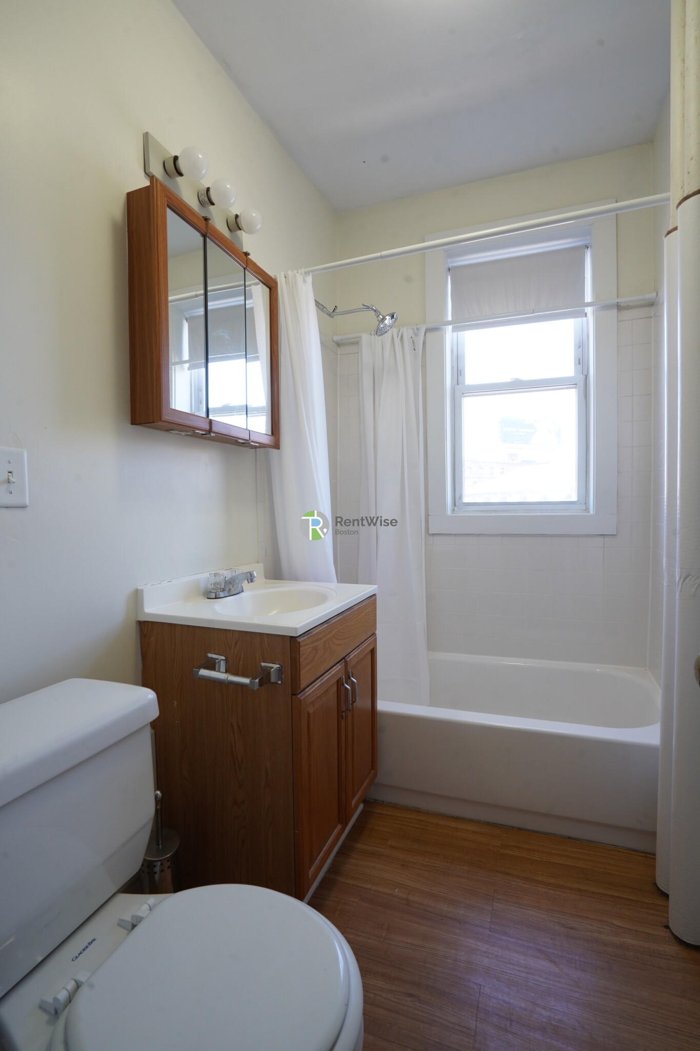 Studio bed, 1 bath apartment for rent at 1175 Boylston St Unit 15, Fenway — photo 9 of 9