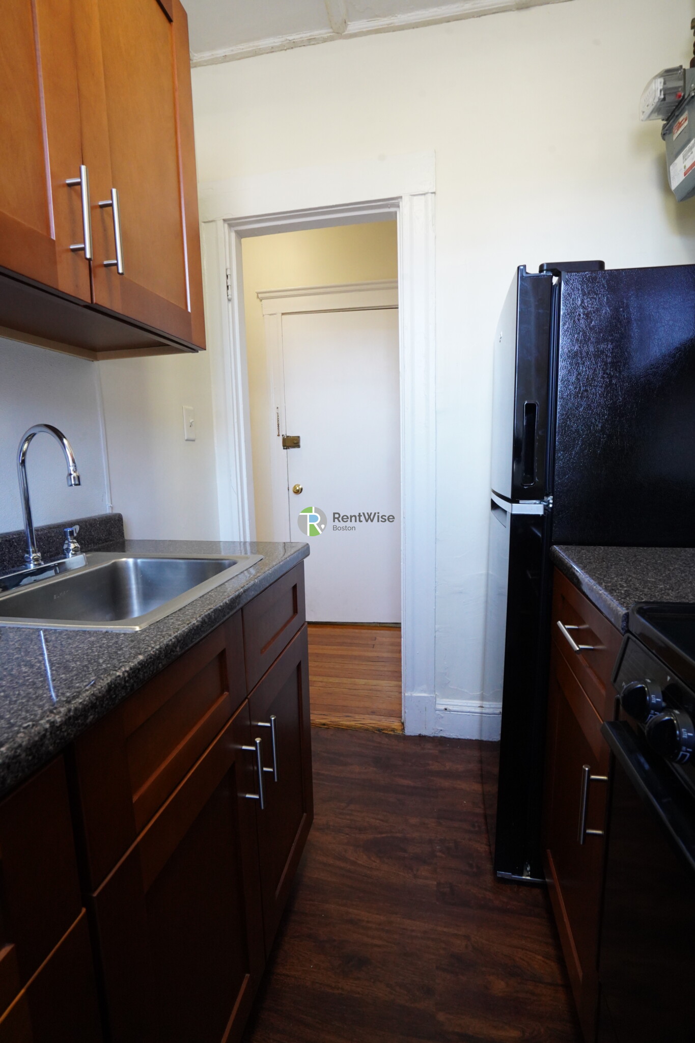 Studio bed, 1 bath apartment for rent at 1175 Boylston St Unit 15, Fenway — photo 7 of 9