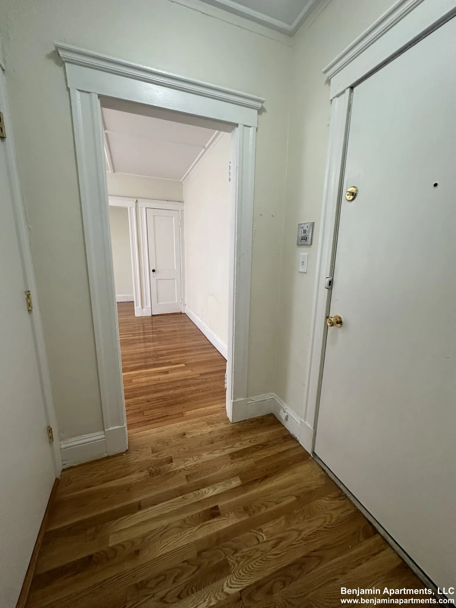 Studio bed, 1 bath apartment for rent at 1175 Boylston St Unit 21, Fenway — photo 8 of 9