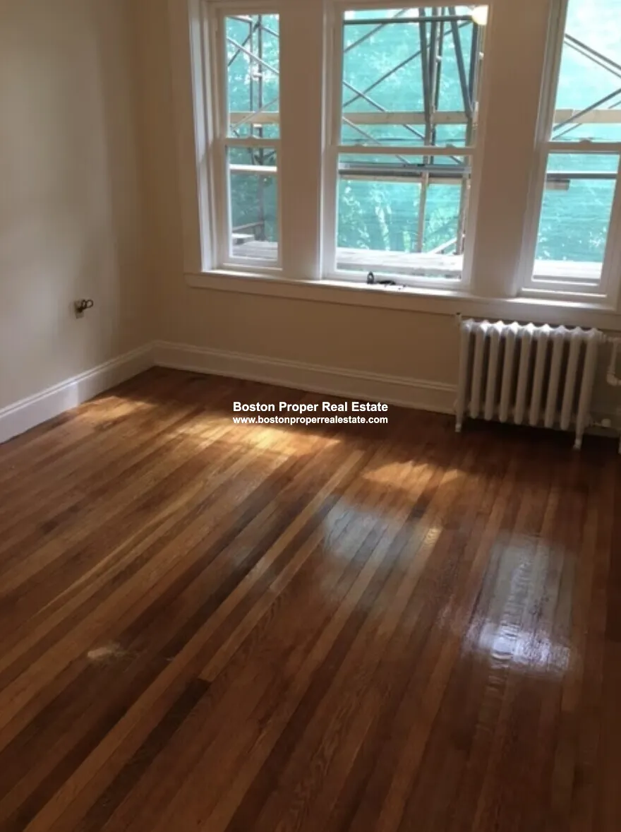Studio bed, 1 bath apartment for rent at 1175 Boylston St Unit 25a, Fenway — photo 3 of 9