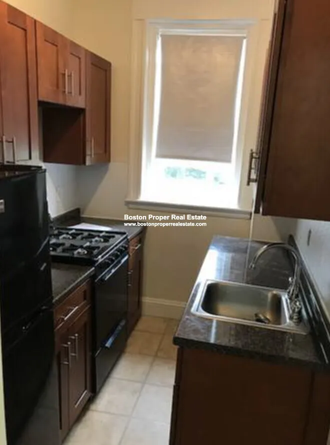 Studio bed, 1 bath apartment for rent at 1175 Boylston St Unit 25a, Fenway — photo 6 of 9