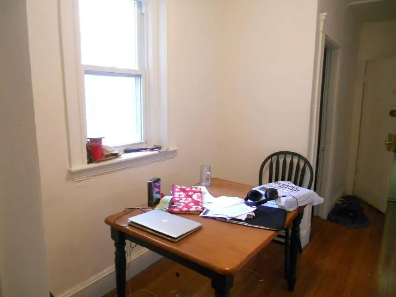 1 split bed, 1 bath apartment for rent at 1175 Boylston St Unit 26, Fenway