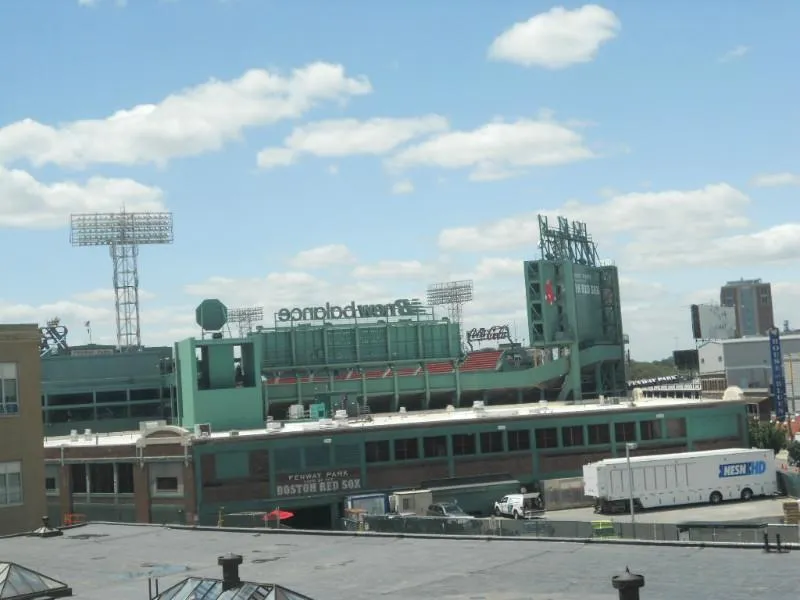 1 split bed, 1 bath apartment for rent at 1175 Boylston St Unit 26, Fenway — photo 3 of 7
