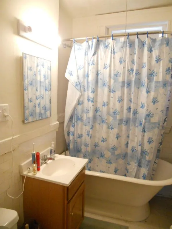 1 split bed, 1 bath apartment for rent at 1175 Boylston St Unit 26, Fenway — photo 4 of 7
