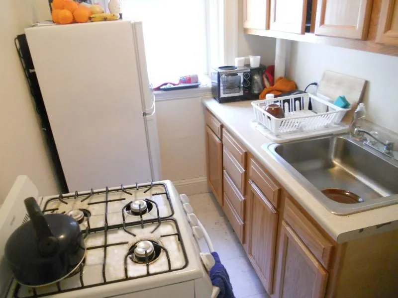 1 split bed, 1 bath apartment for rent at 1175 Boylston St Unit 26, Fenway — photo 2 of 7