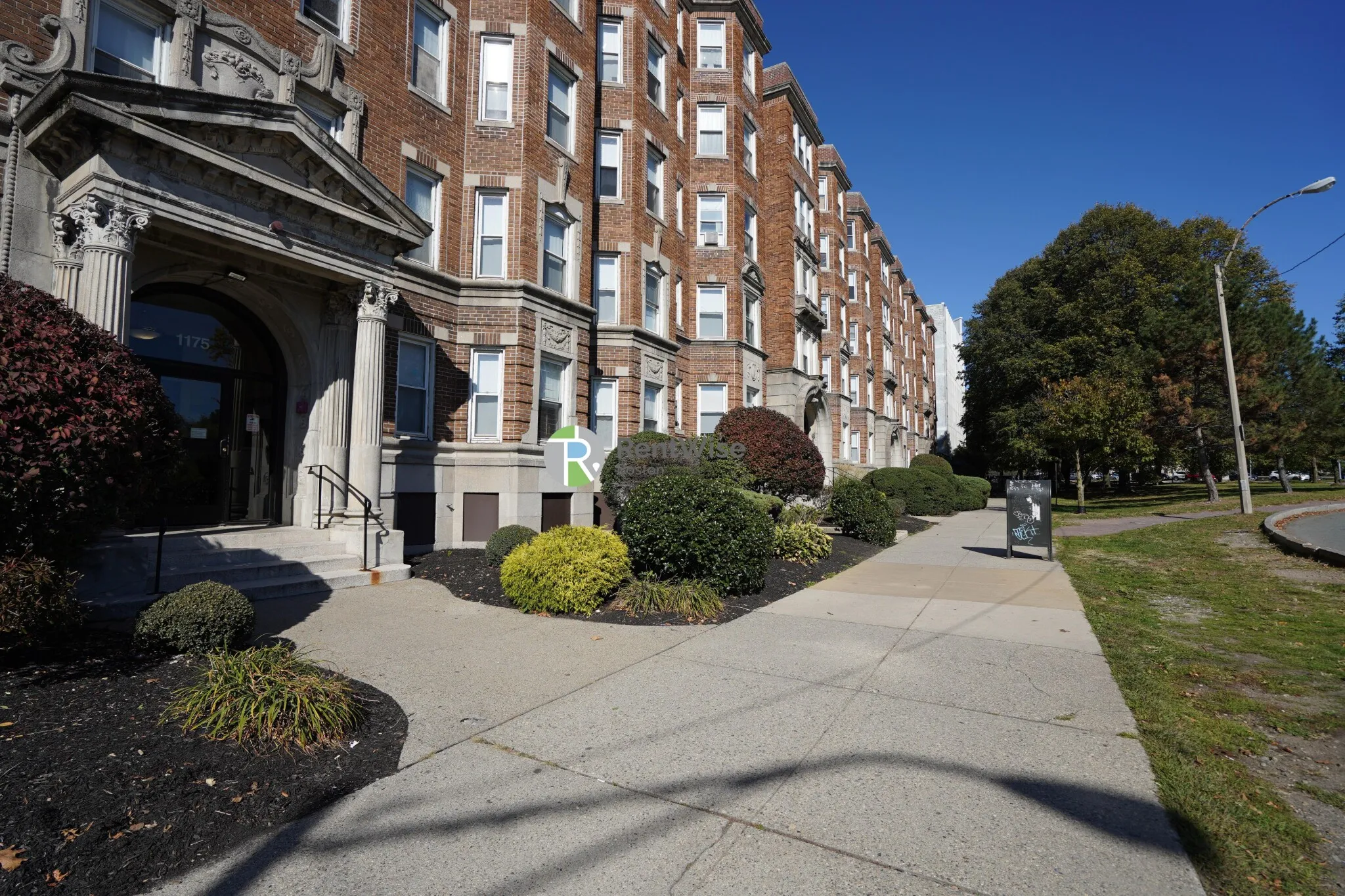 1 split bed, 1 bath apartment for rent at 1175 Boylston St Unit 26, Fenway — photo 7 of 7