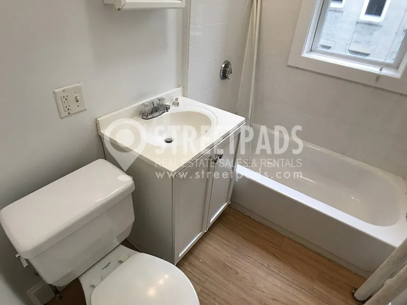 Studio bed, 1 bath apartment for rent at 1175 Boylston St Unit 27, Fenway — photo 5 of 31