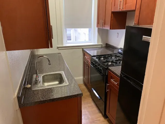 1 split bed, 1 bath apartment for rent at 1175 Boylston St Unit 28, Fenway — photo 17 of 18