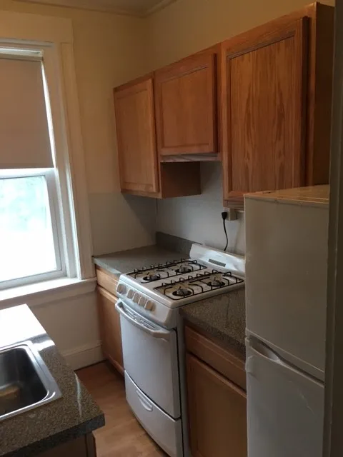 Studio bed, 1 bath apartment for rent at 1175 Boylston St Unit 29, Fenway — photo 2 of 6