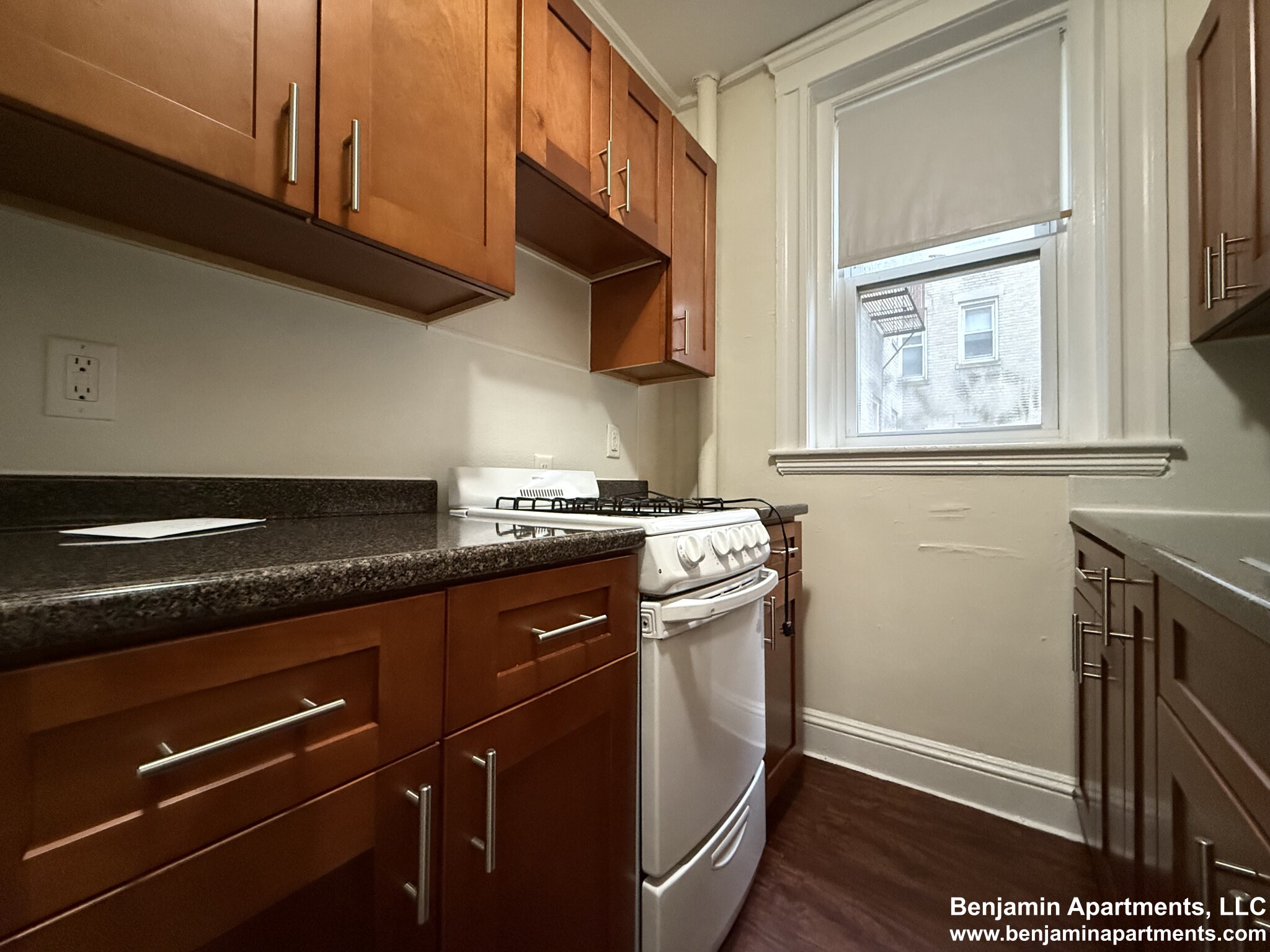 Studio bed, 1 bath apartment for rent at 1175 Boylston St Unit 2A, Fenway — photo 8 of 9