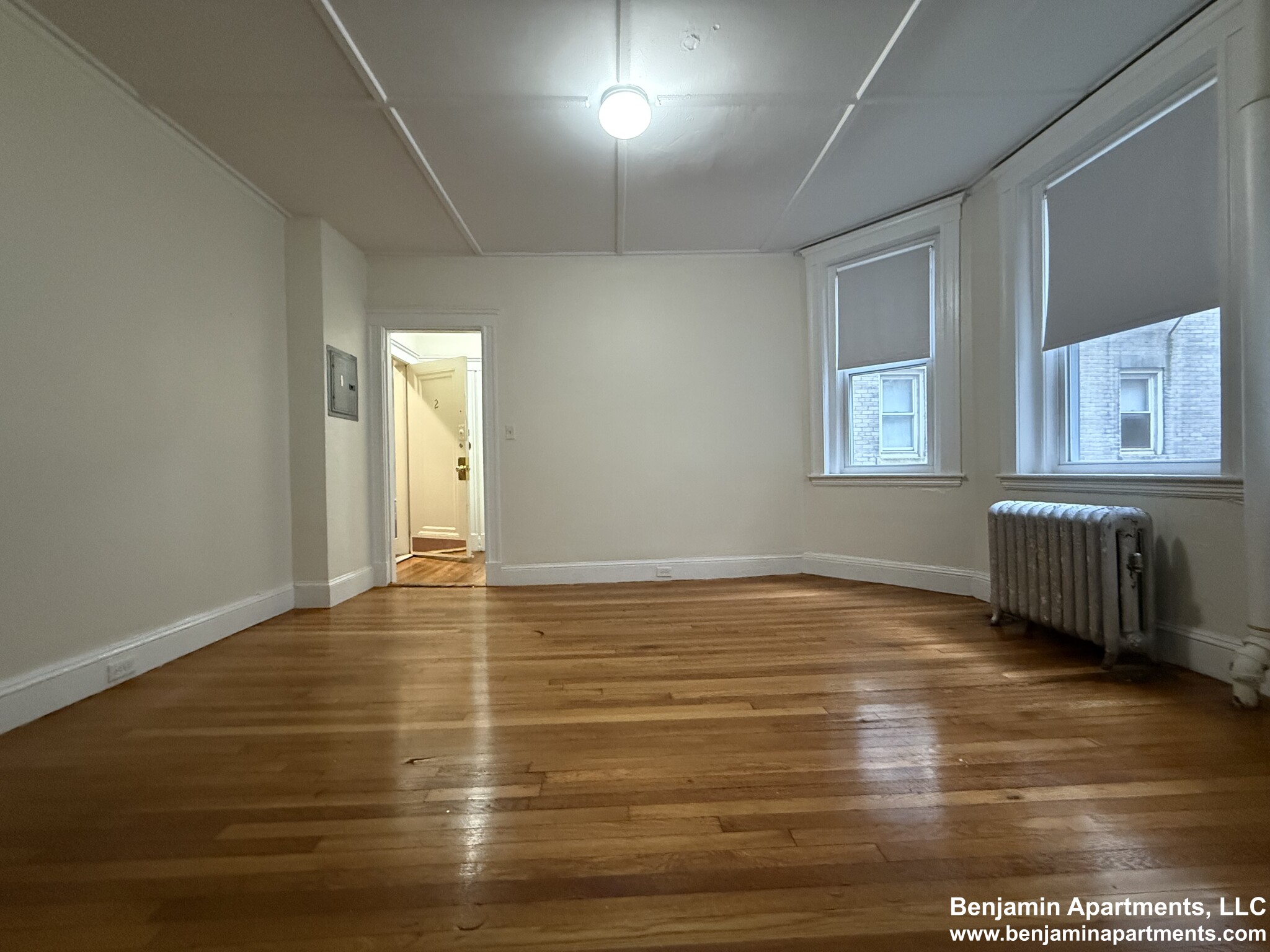 Studio bed, 1 bath apartment for rent at 1175 Boylston St Unit 2A, Fenway — photo 5 of 9