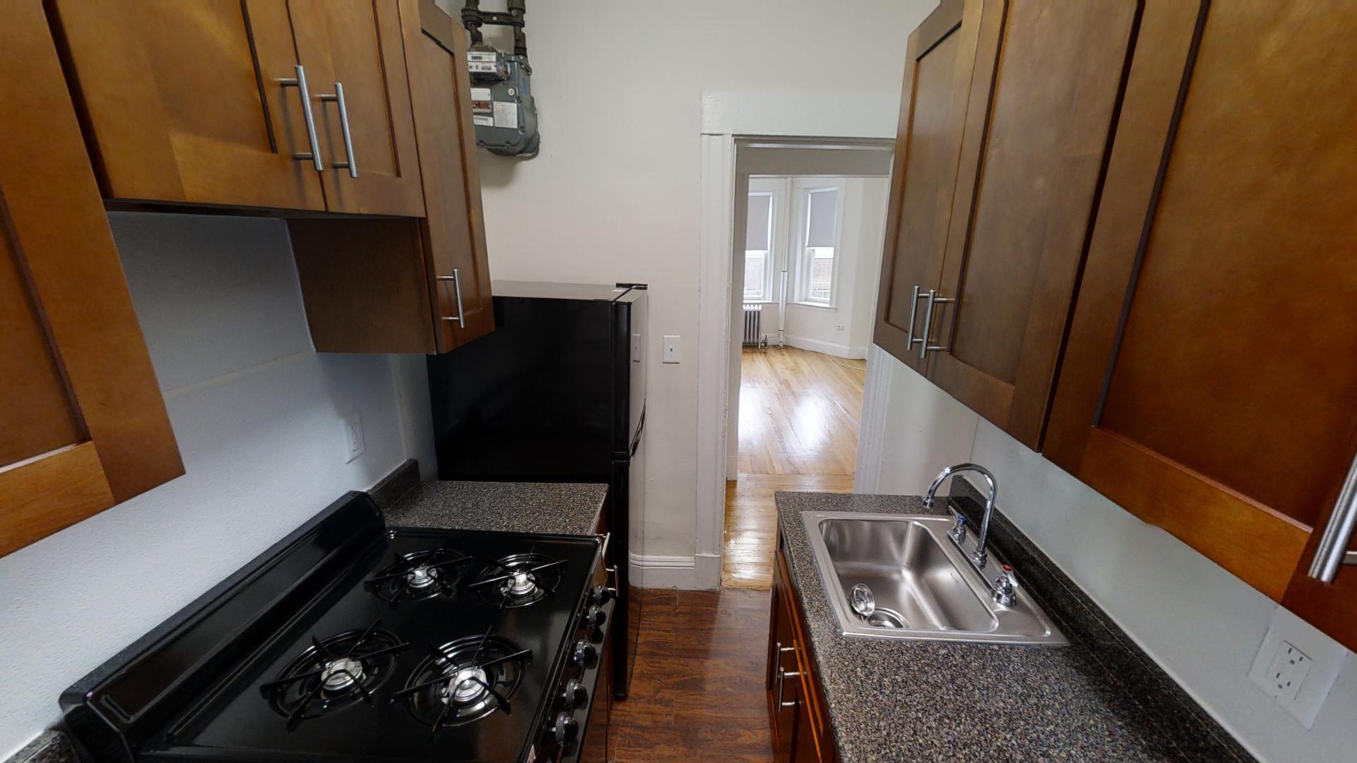 1 bed, 1 bath apartment for rent at 1175 Boylston St Unit 3, Fenway — photo 2 of 9