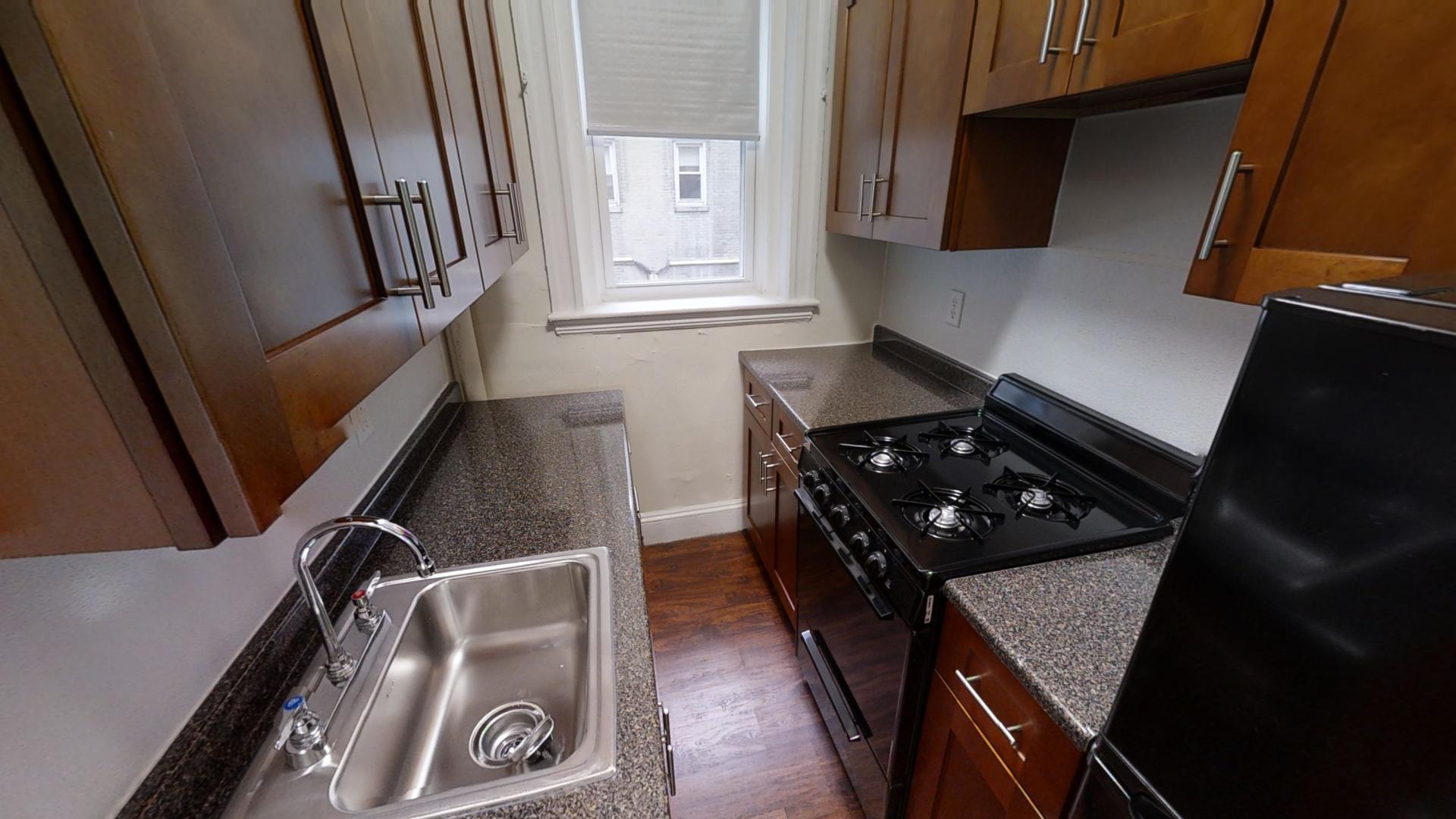 1 bed, 1 bath apartment for rent at 1175 Boylston St Unit 3, Fenway — photo 1 of 9