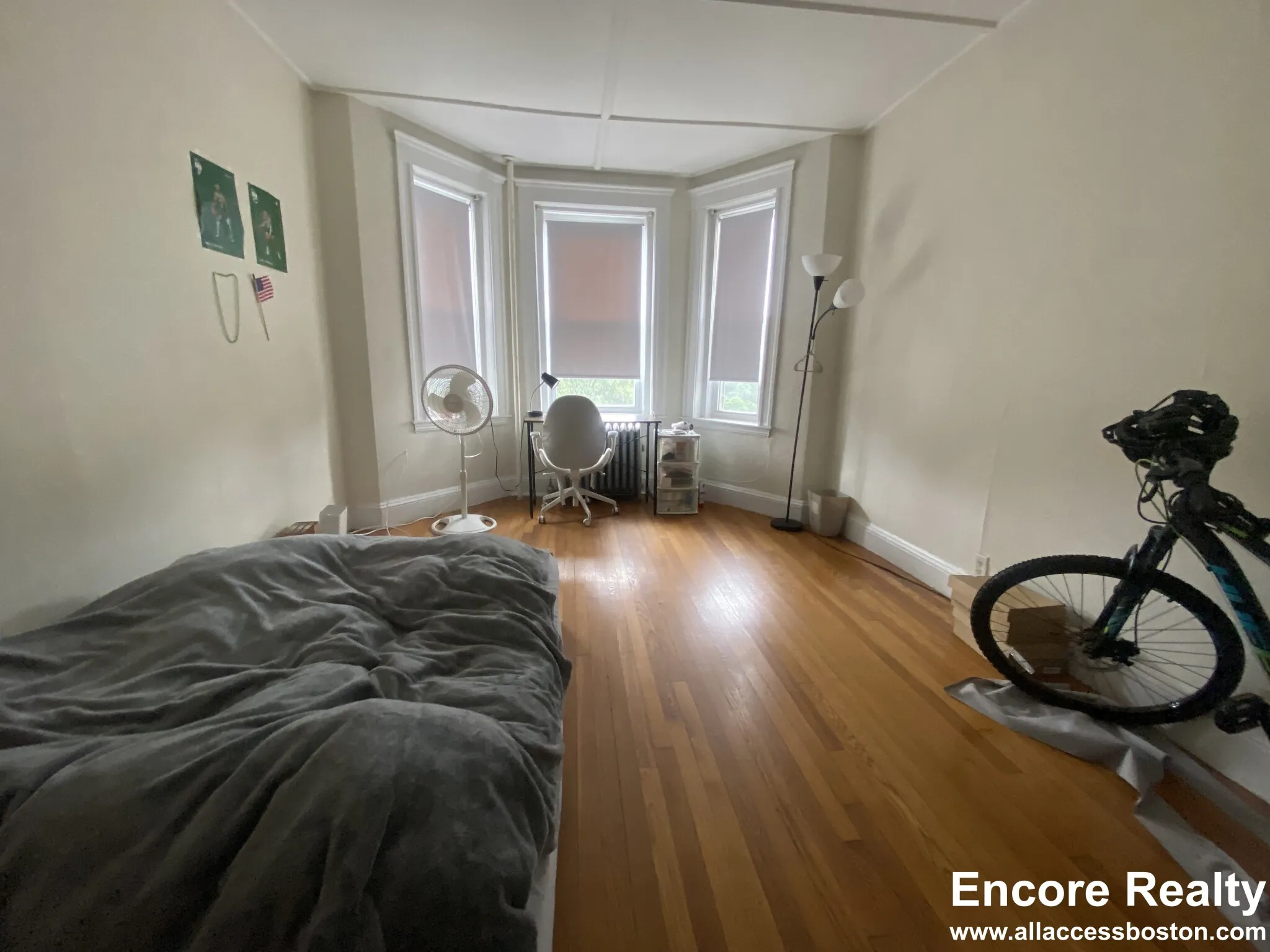 1 bed, 1 bath apartment for rent at 1175 Boylston St Unit 31, Fenway — photo 3 of 19