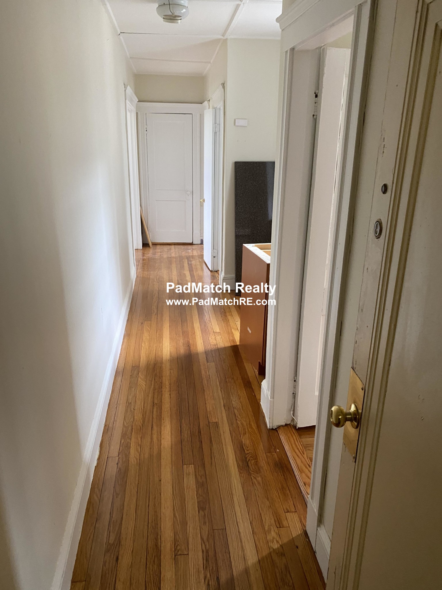 1 split bed, 1 bath apartment for rent at 1175 Boylston St Unit 31, Fenway — photo 9 of 23