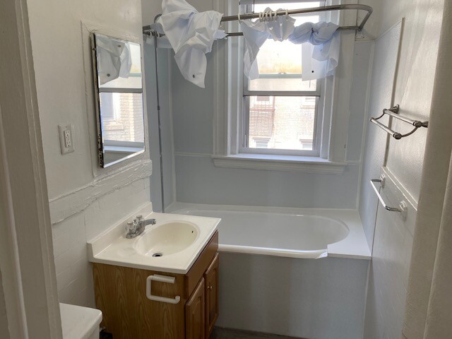 1 split bed, 1 bath apartment for rent at 1175 Boylston St Unit 31, Fenway — photo 23 of 23