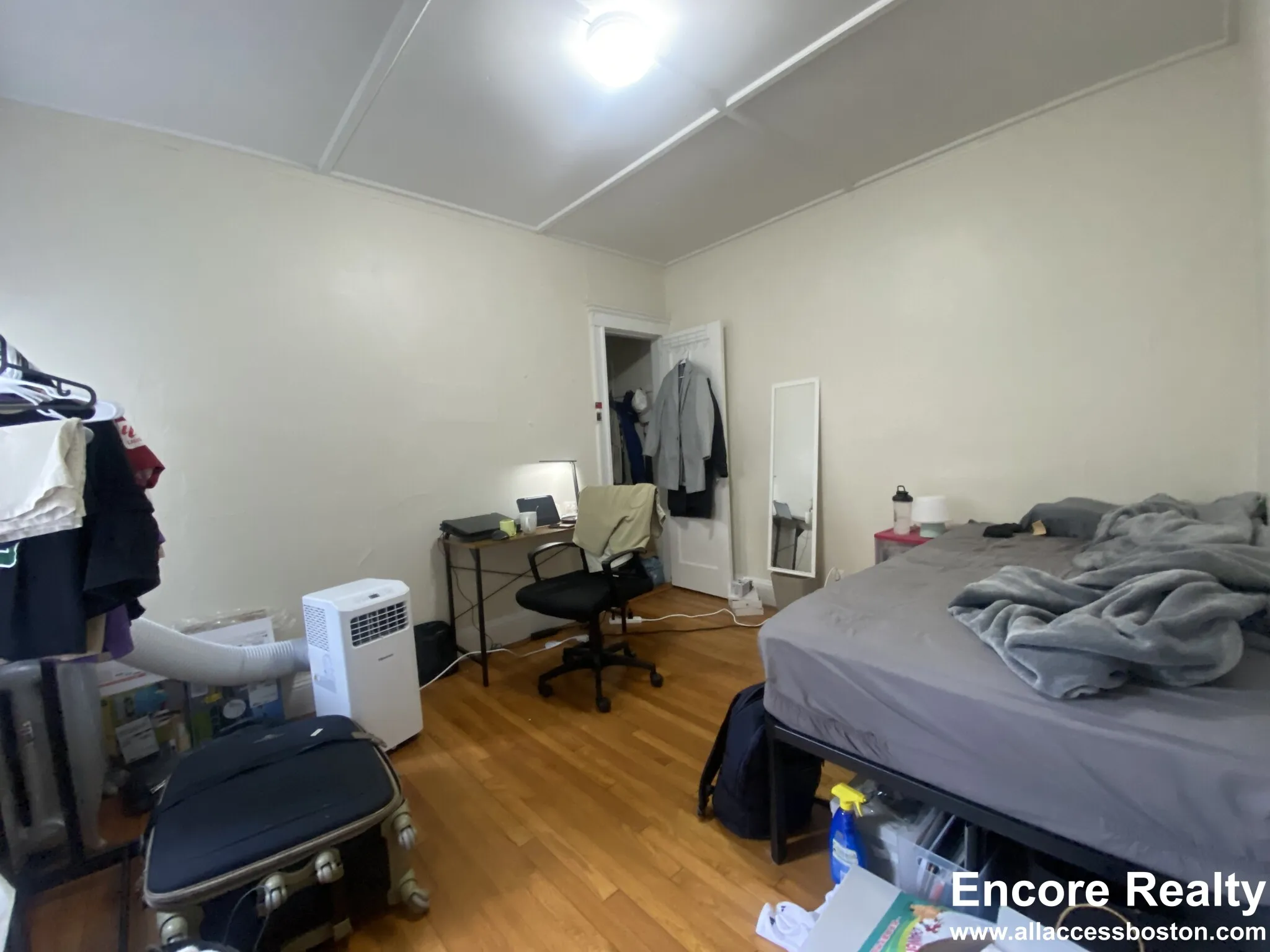 1 bed, 1 bath apartment for rent at 1175 Boylston St Unit 31, Fenway — photo 5 of 19