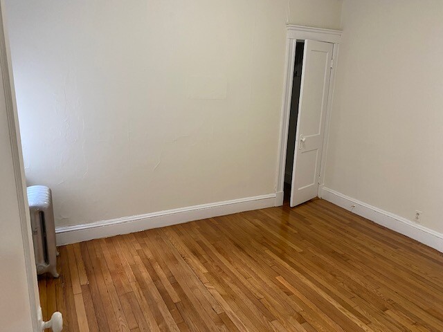 1 split bed, 1 bath apartment for rent at 1175 Boylston St Unit 31, Fenway — photo 14 of 23