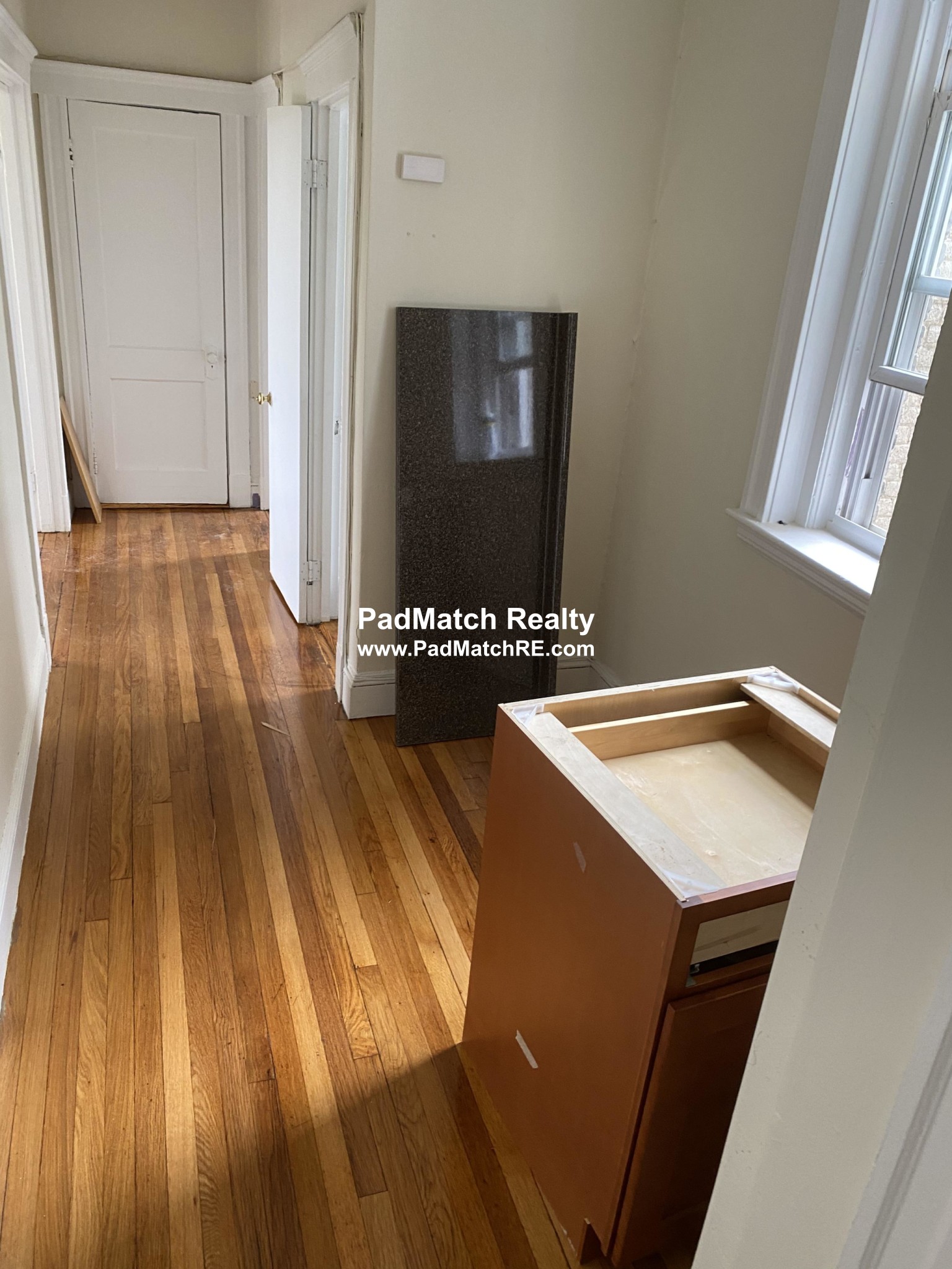 1 split bed, 1 bath apartment for rent at 1175 Boylston St Unit 31, Fenway — photo 7 of 23