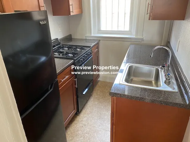 1 bed, 1 bath apartment for rent at 1175 Boylston St Unit 31P, Fenway — photo 8 of 11