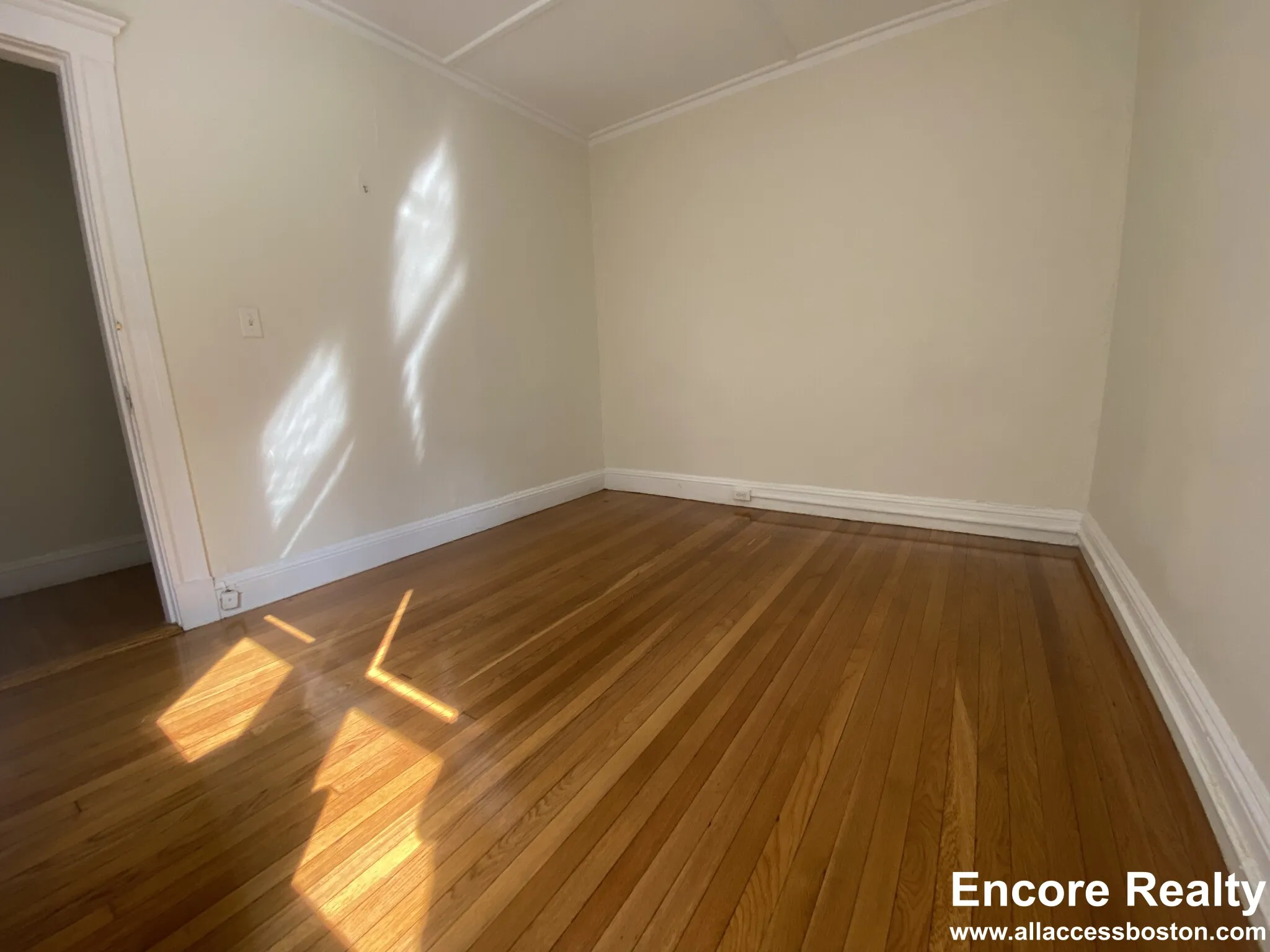 1 bed, 1 bath apartment for rent at 1175 Boylston St Unit 33, Fenway — photo 6 of 13