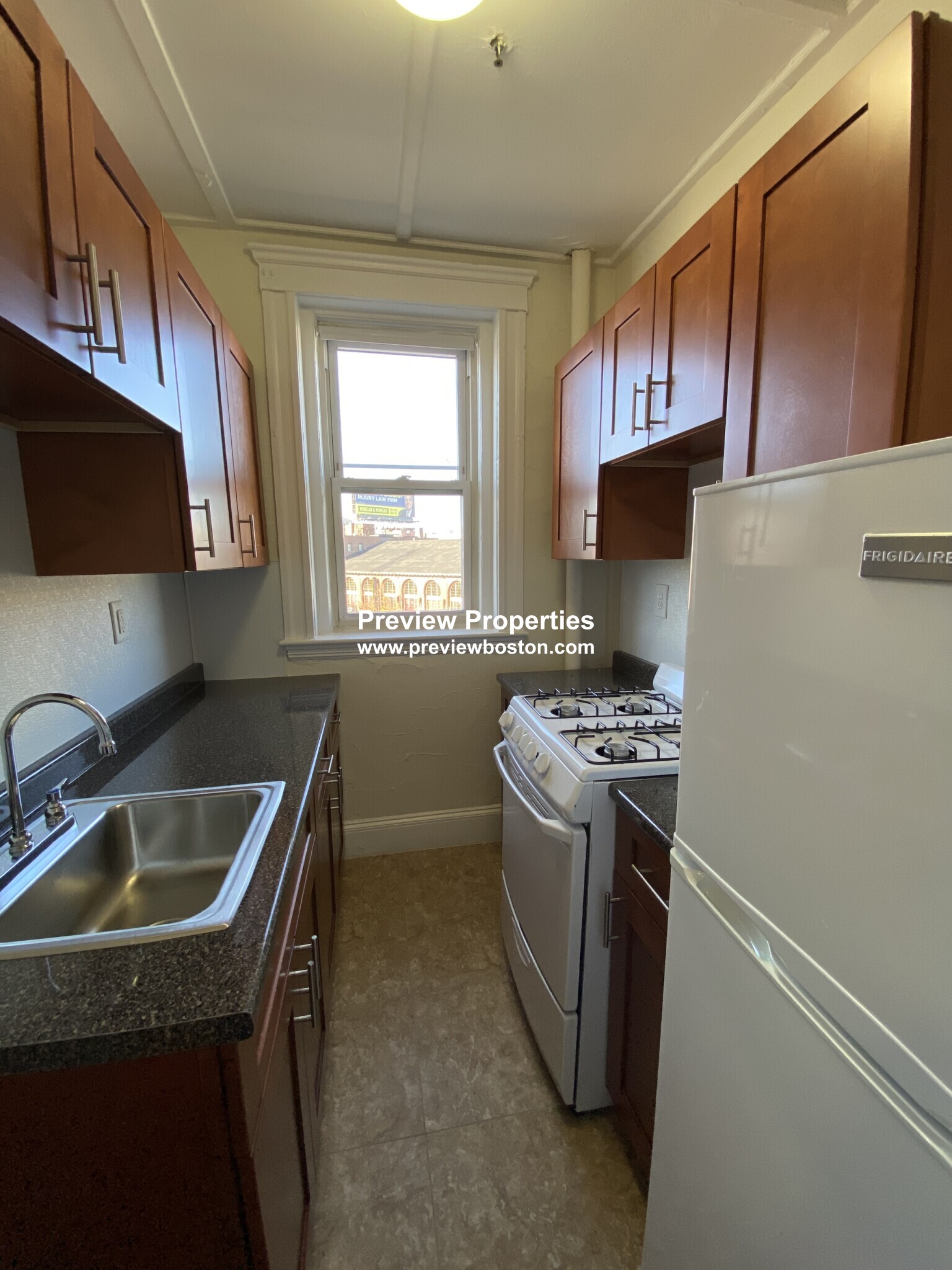 Studio bed, 1 bath apartment for rent at 1175 Boylston St Unit 34P, Fenway — photo 5 of 12