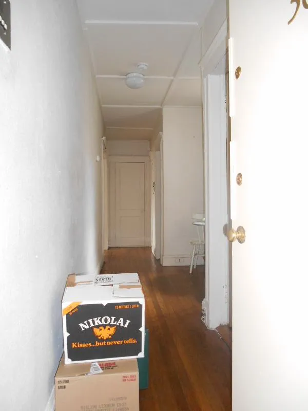 1 split bed, 1 bath apartment for rent at 1175 Boylston St Unit 36, Fenway — photo 4 of 6