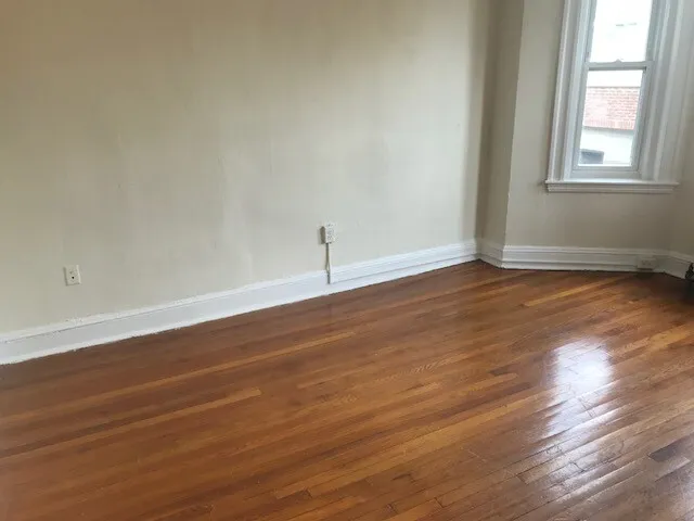 Studio bed, 1 bath apartment for rent at 1175 Boylston St Unit 4, Fenway — photo 4 of 8