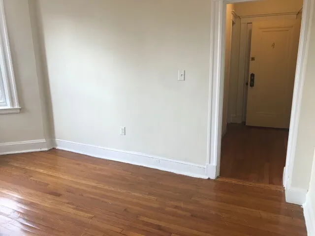 Studio bed, 1 bath apartment for rent at 1175 Boylston St Unit 4, Fenway — photo 6 of 8