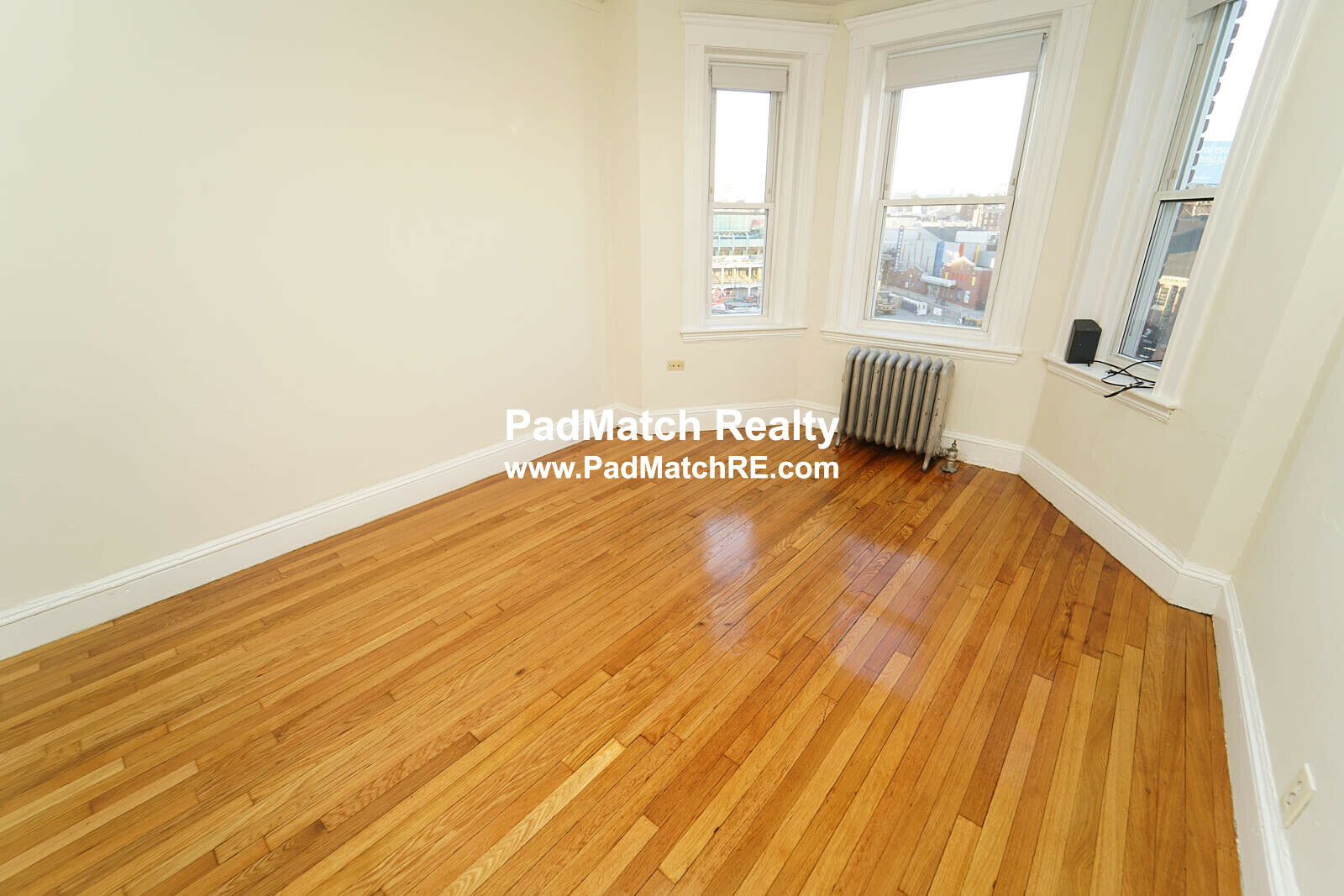 Studio bed, 1 bath apartment for rent at 1175 Boylston St Unit 44, Fenway — photo 1 of 10