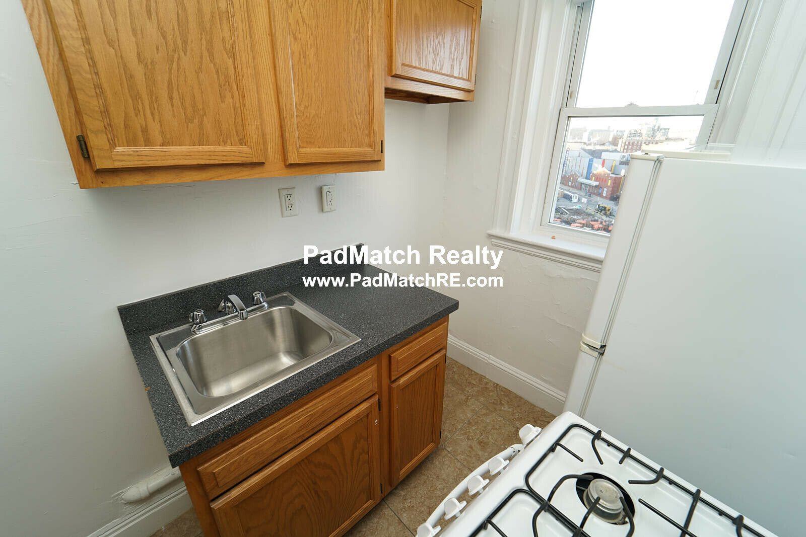Studio bed, 1 bath apartment for rent at 1175 Boylston St Unit 44, Fenway — photo 3 of 10