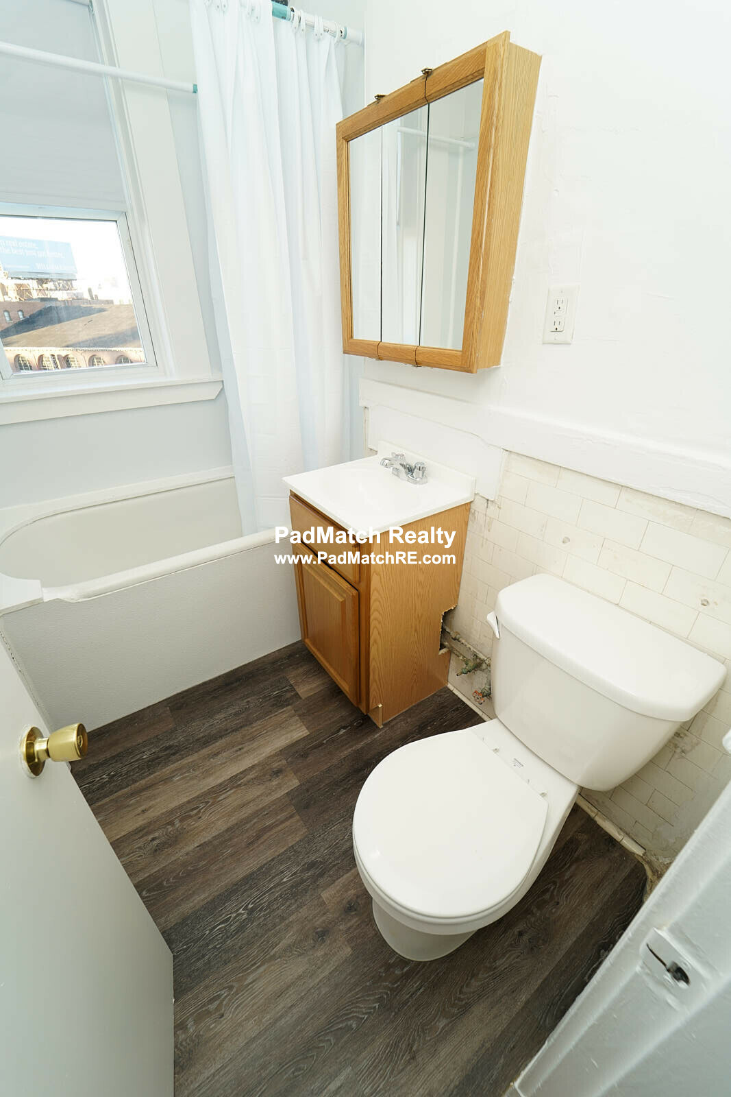 Studio bed, 1 bath apartment for rent at 1175 Boylston St Unit 44, Fenway — photo 5 of 10