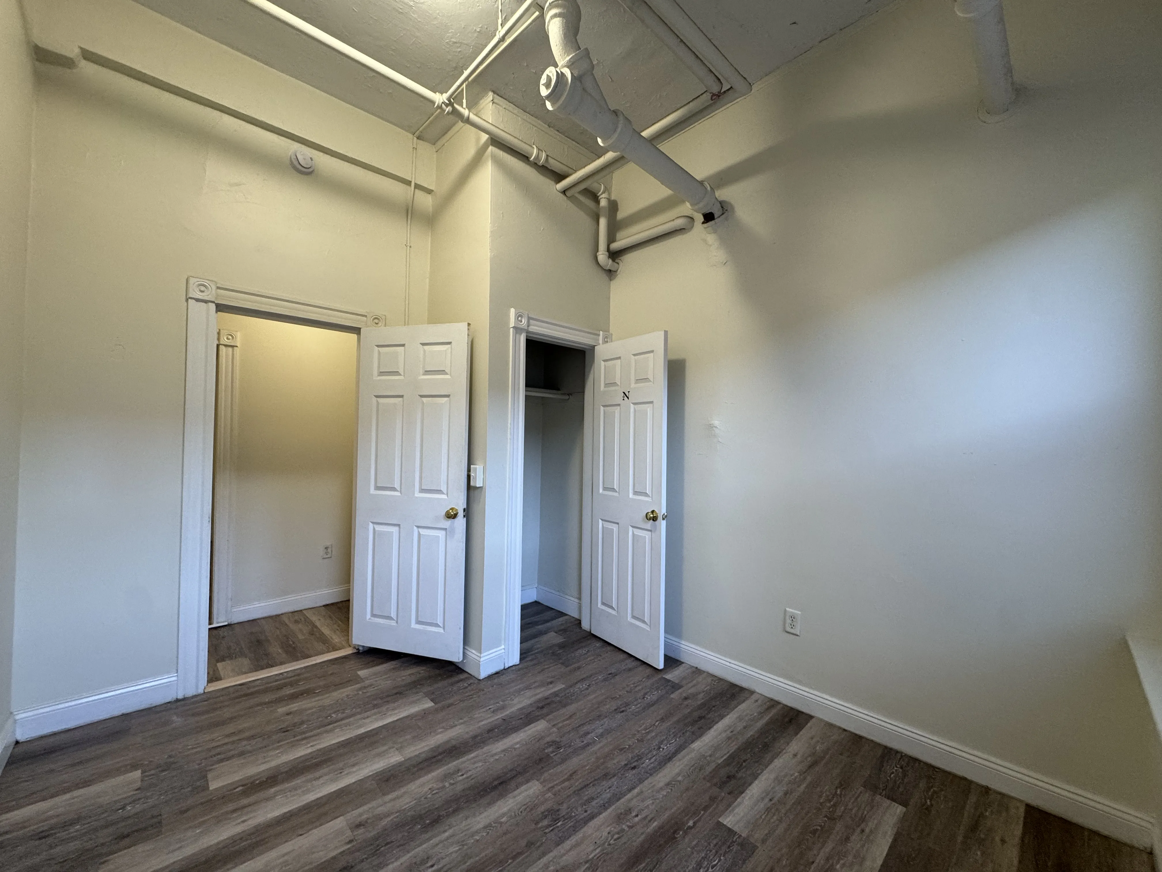 2 bed, 1 bath apartment for rent at 1175 Boylston St Unit 49, Fenway — photo 3 of 16
