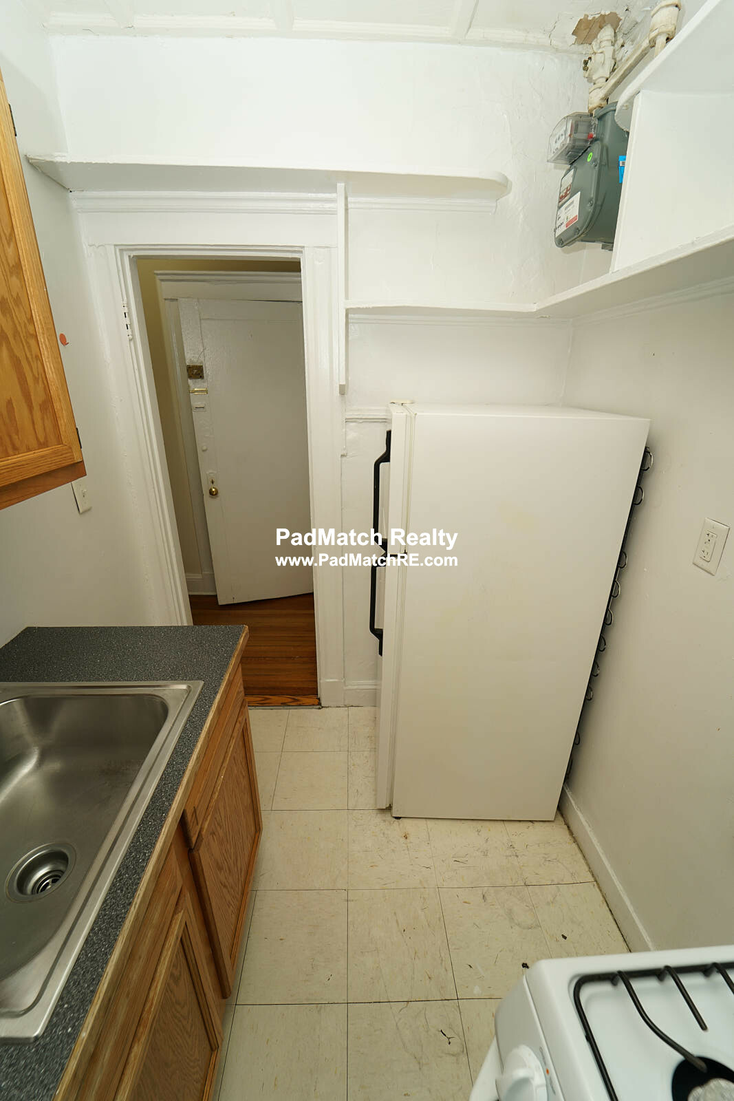 Studio bed, 1 bath apartment for rent at 1175 Boylston St Unit 5, Fenway — photo 5 of 19