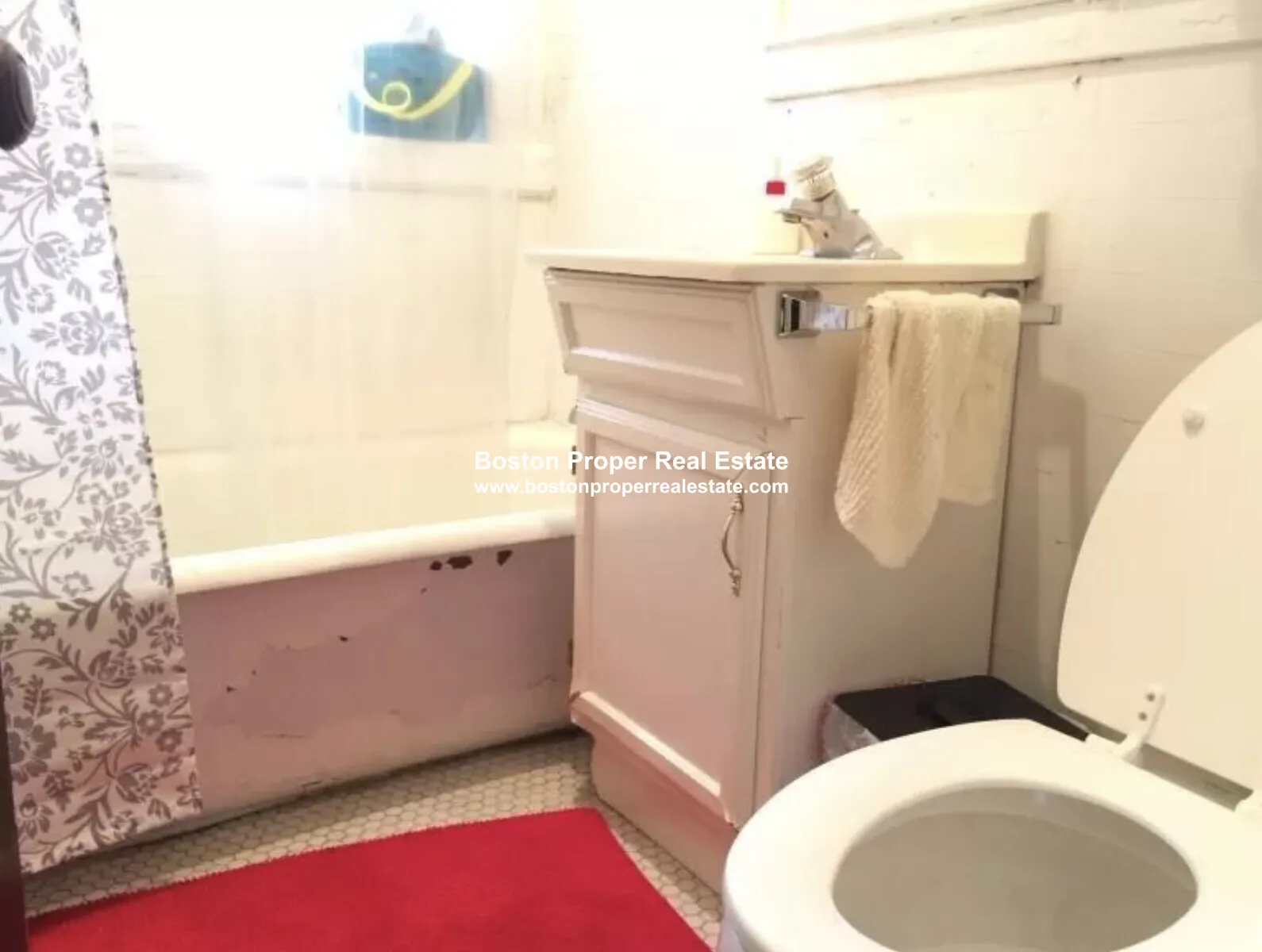 3 bed, 1 bath apartment for rent at 1175 Boylston St Unit 50, Fenway — photo 6 of 7