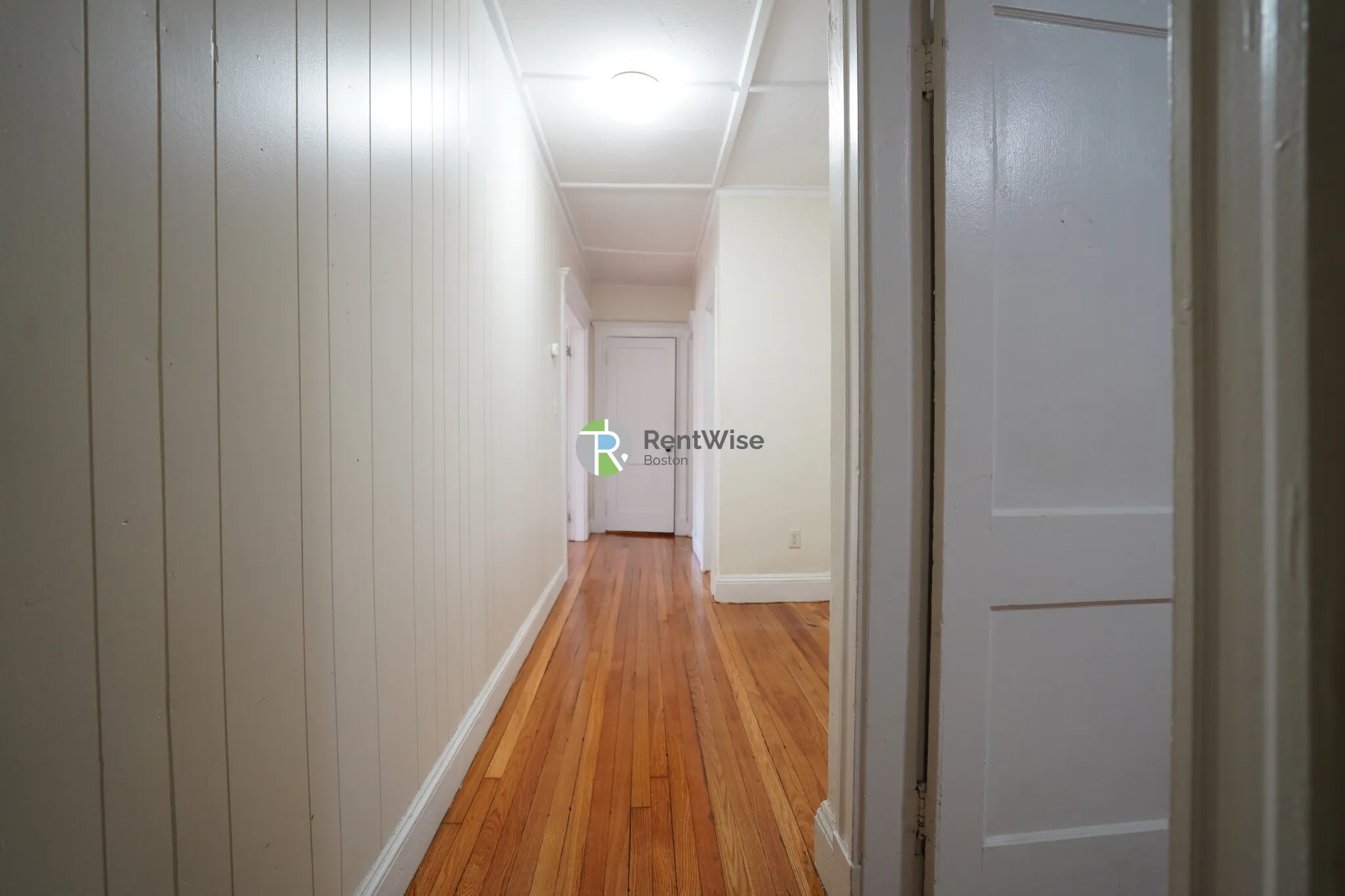 1 split bed, 1 bath apartment for rent at 1175 Boylston St Unit 6, Fenway