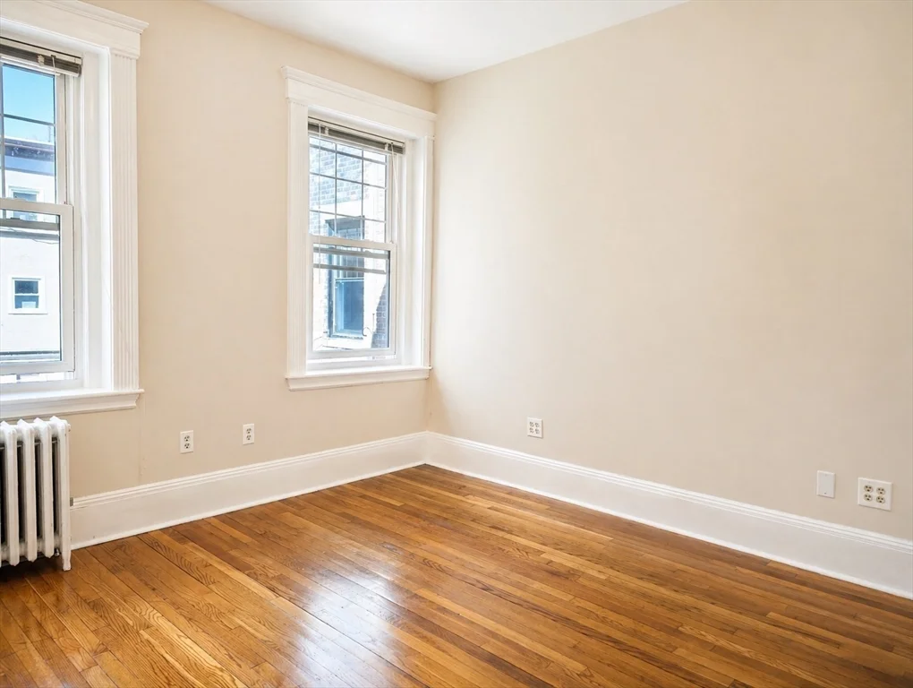 2 bed, 1 bath apartment for rent at 1177 Commonwealth Ave Unit 6, Allston — photo 6 of 8
