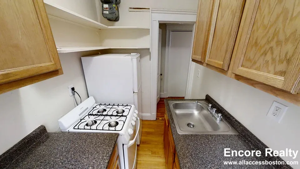 1 bed, 1 bath apartment for rent at 1179 Boylston St Unit 1179-3, Fenway — photo 10 of 15